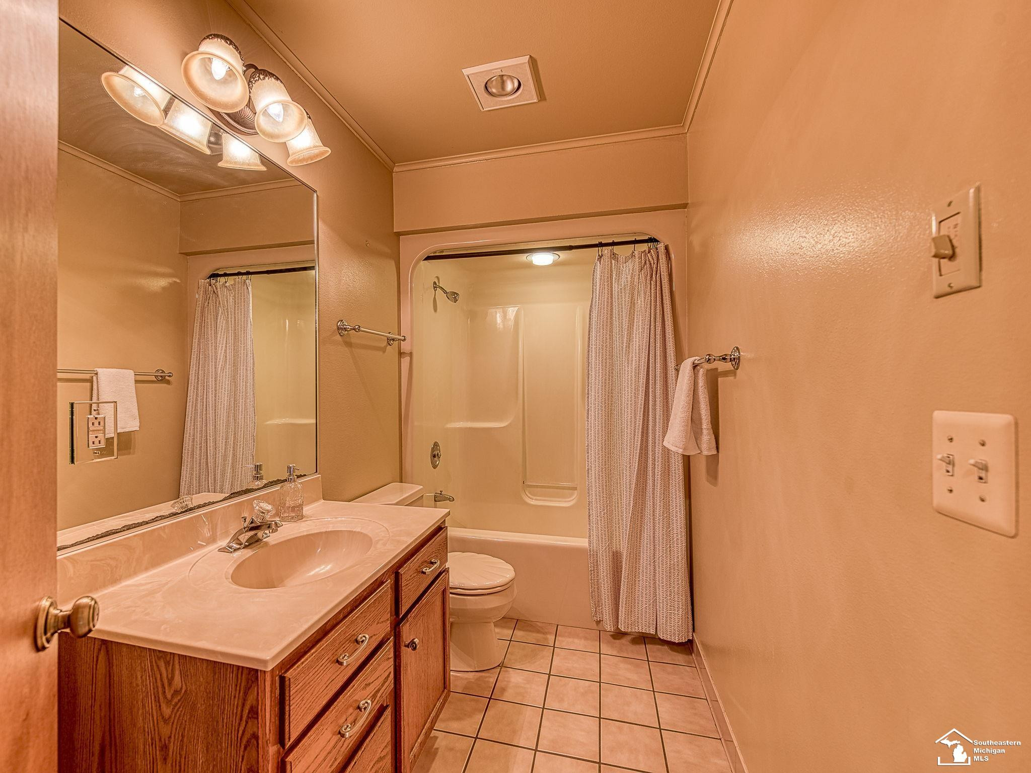 5840 E Dunbar, 10, Monroe, MI 48161 — Photo 29