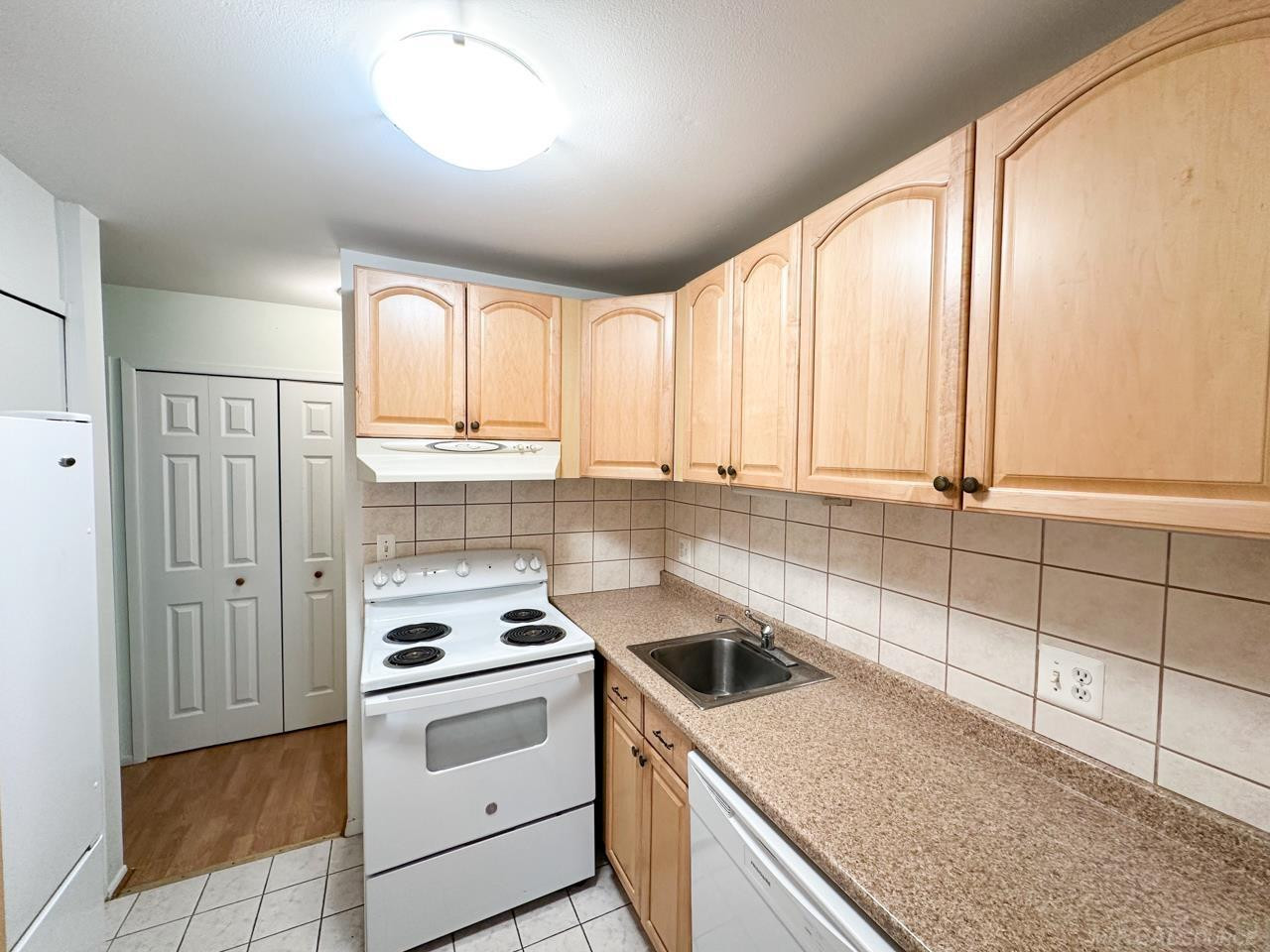 30248 Southfield Road, 176, Southfield, MI 48076 — Photo 8