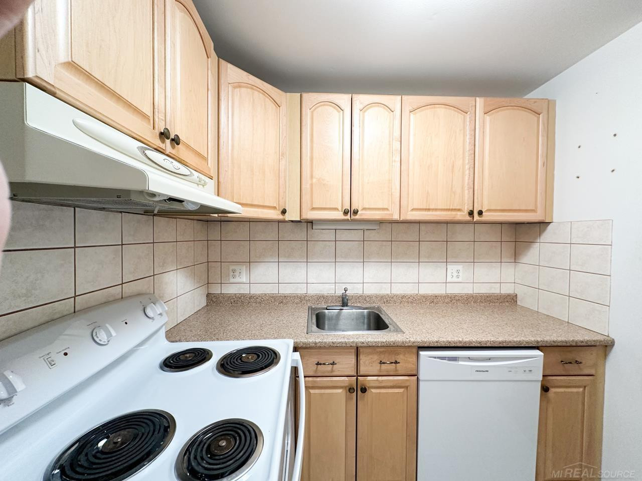 30248 Southfield Road, 176, Southfield, MI 48076 — Photo 10