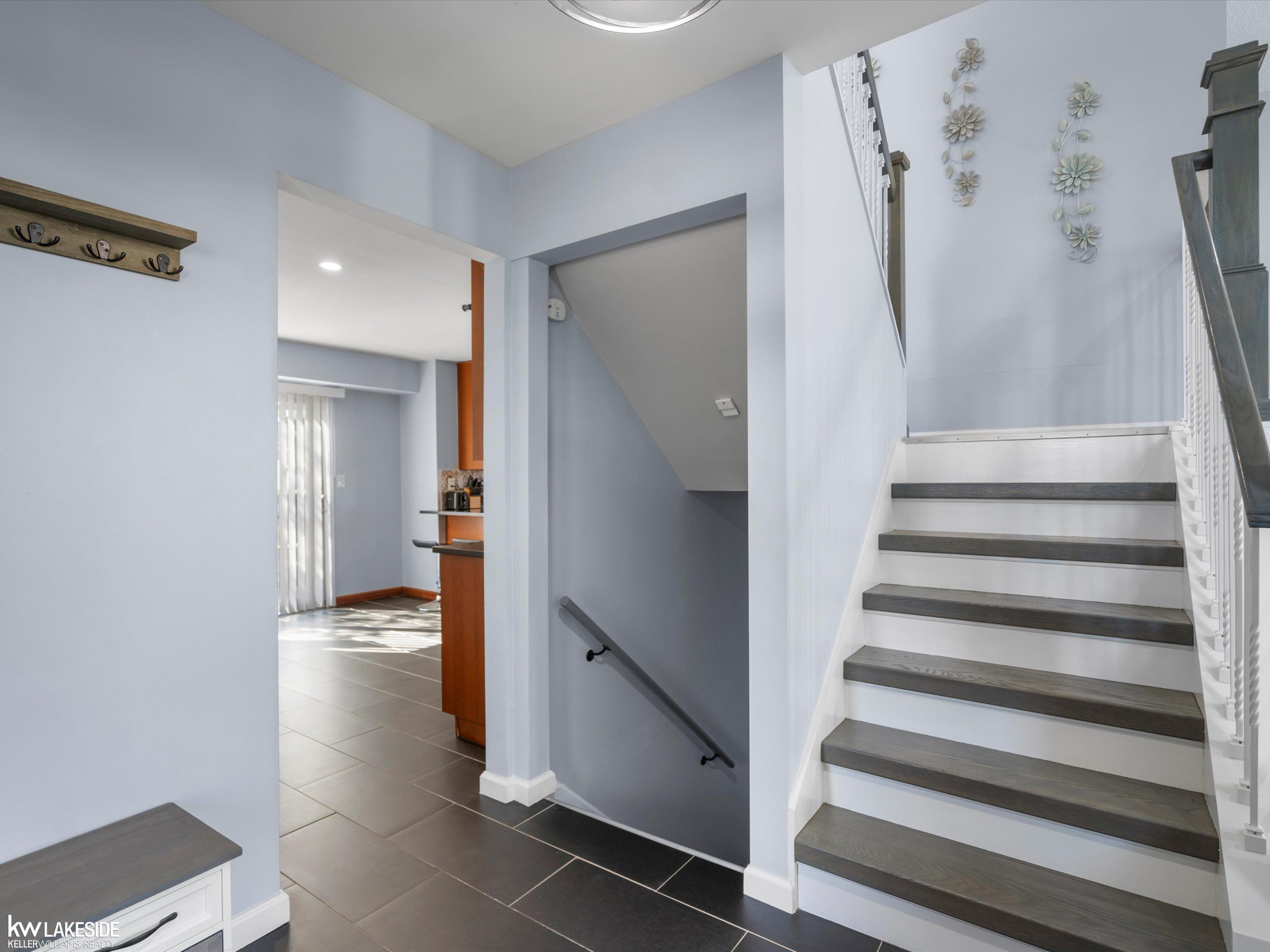 44820 Fair Oaks Drive, Canton, MI 48187 — Photo 9