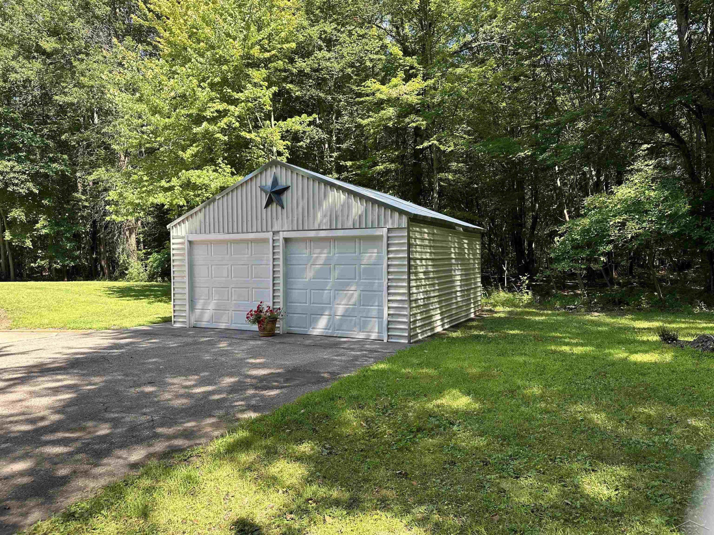 11496 Swan Creek Road, Saginaw, MI 48609 — Photo 23