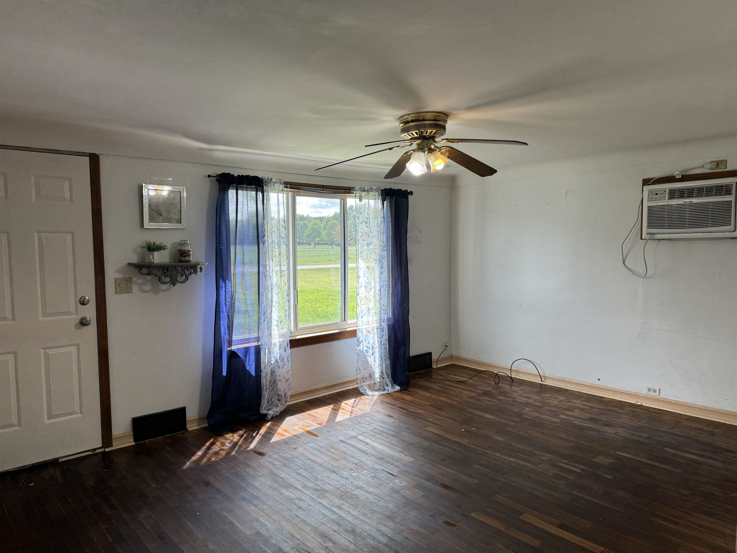 2451 E Burt, Burt, MI 48417 — Photo 2