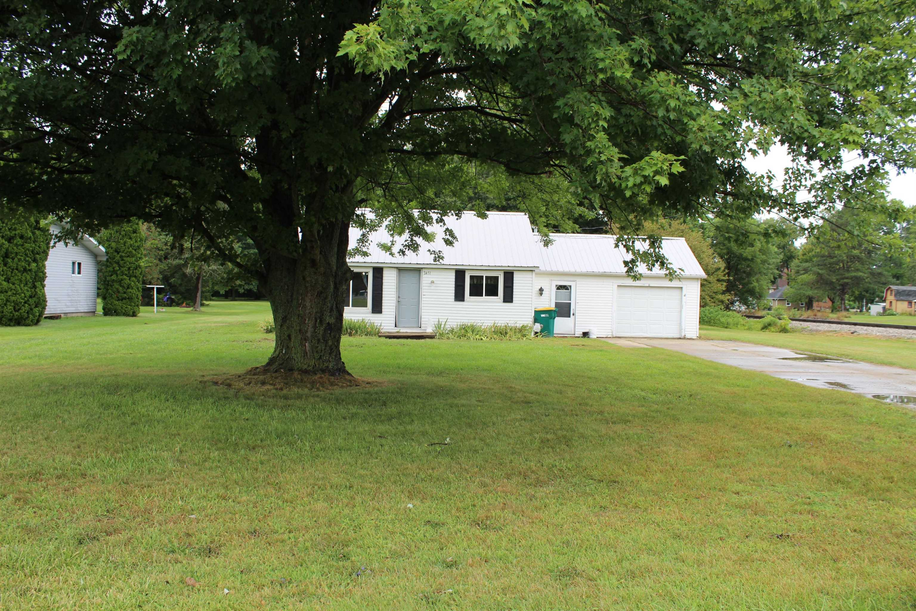 2451 E Burt, Burt, MI 48417 — Photo 12