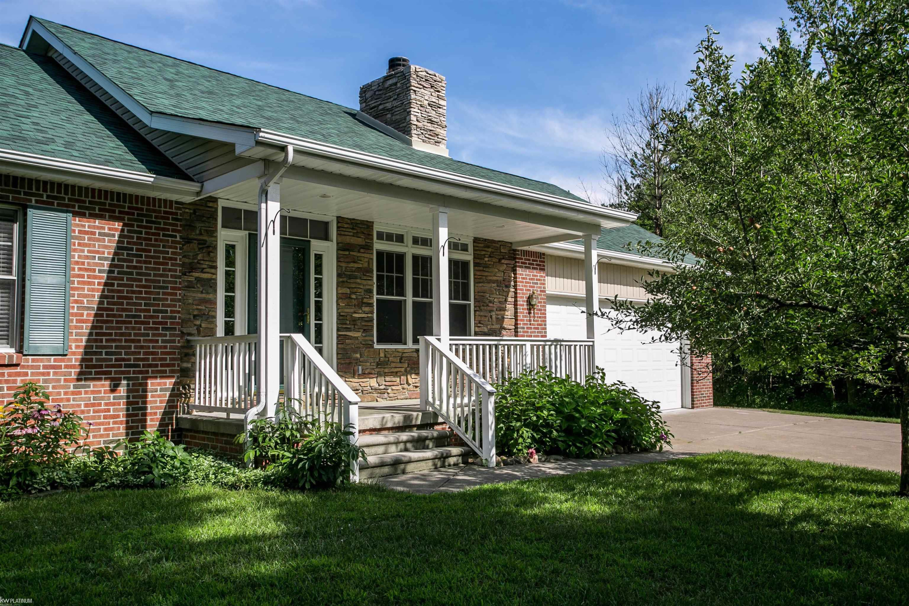 6584 Black River Drive, MI 48032 — Photo 2