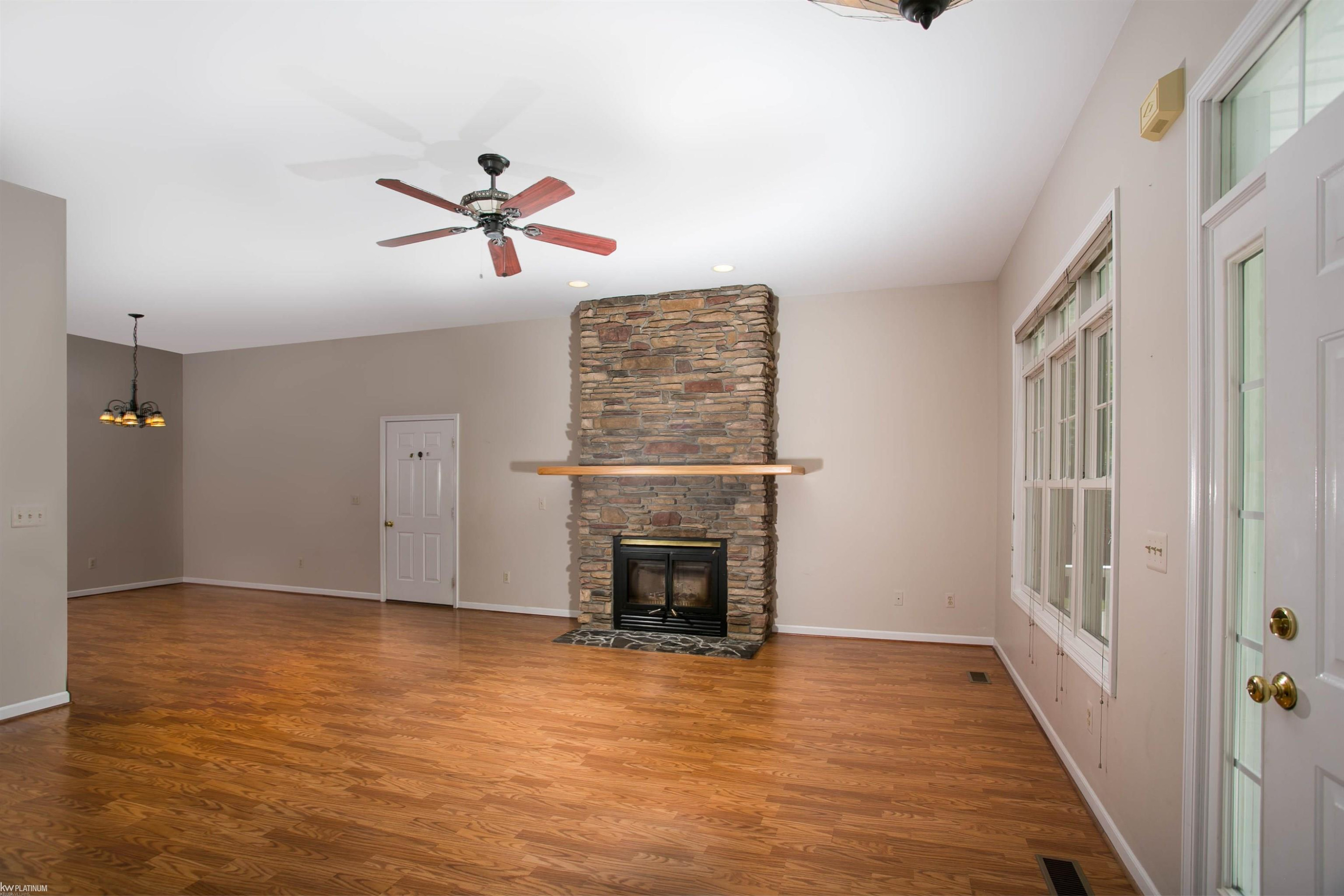 6584 Black River Drive, MI 48032 — Photo 4