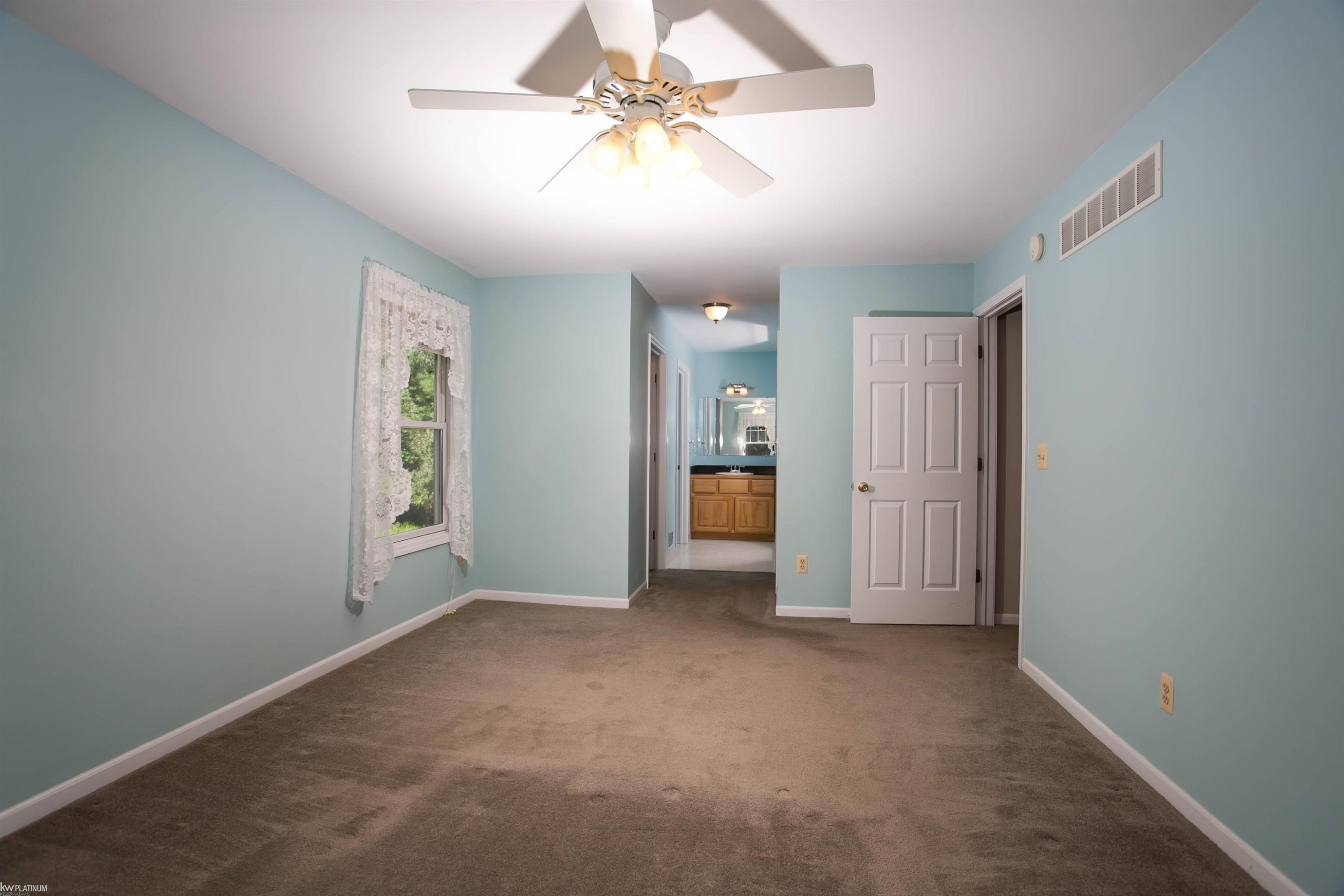6584 Black River Drive, MI 48032 — Photo 10
