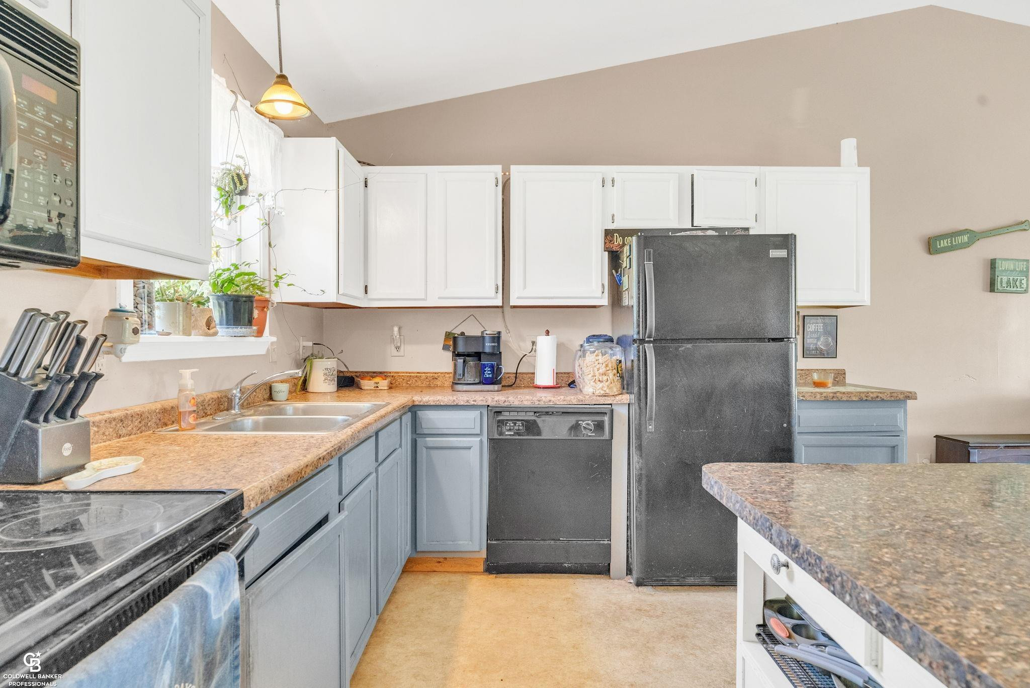 111 Chippewa Street, Port Sanilac, MI 48469 — Photo 12