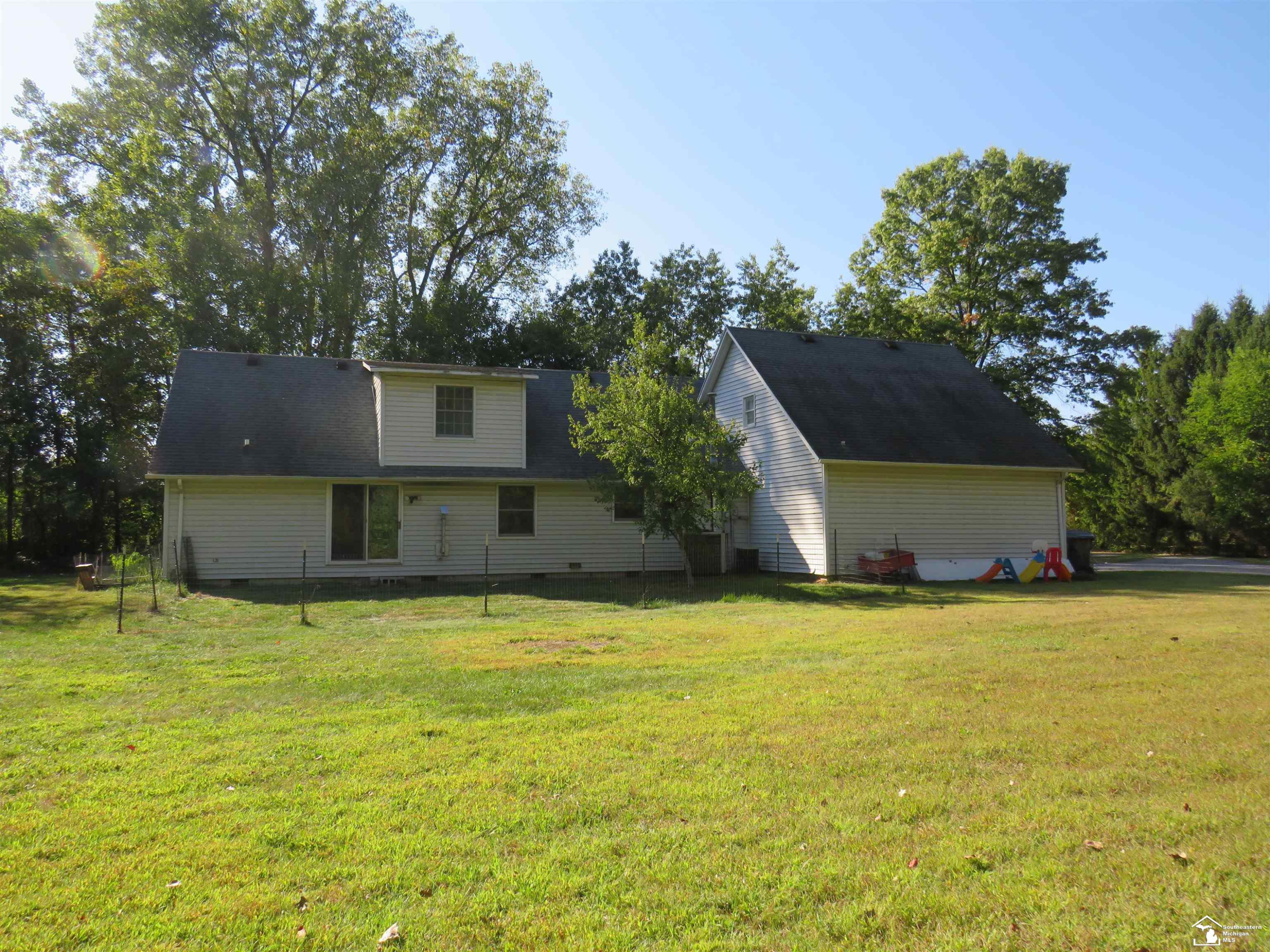 5825 Bacon Road, Petersburg, MI 49270 — Photo 12