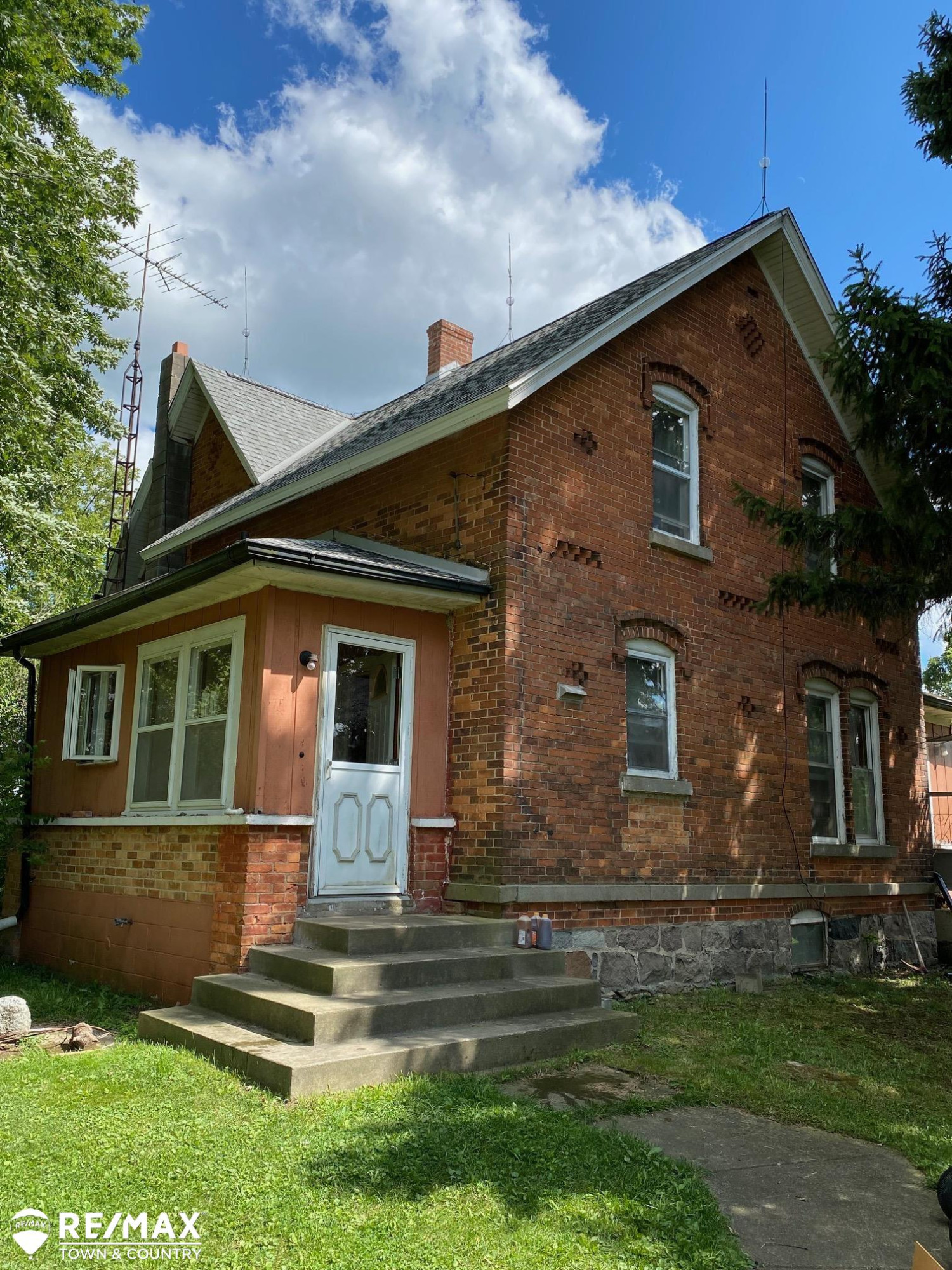 4989 Peck, North Branch, MI 48461 — Photo 2