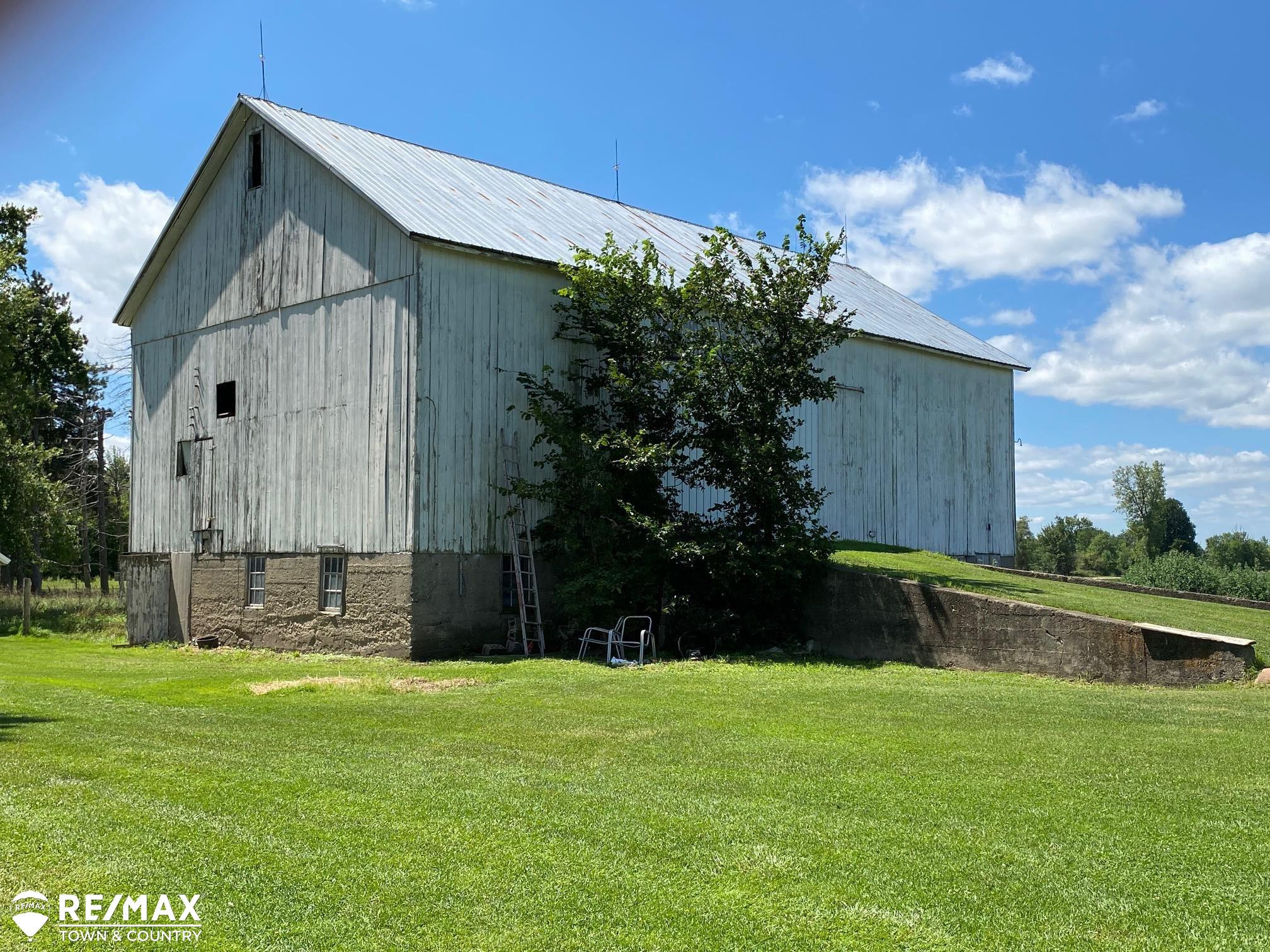 4989 Peck, North Branch, MI 48461 — Photo 25