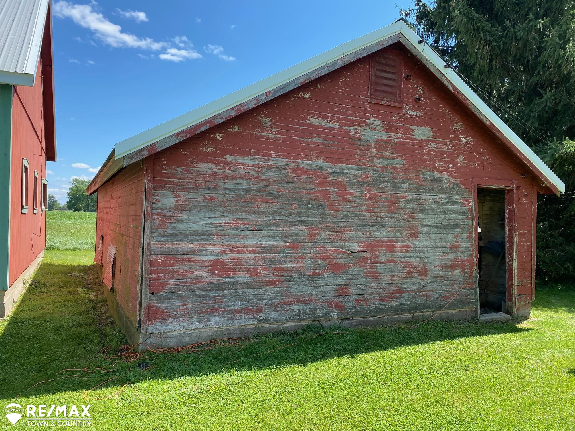 4989 Peck, North Branch, MI 48461 — Photo 34