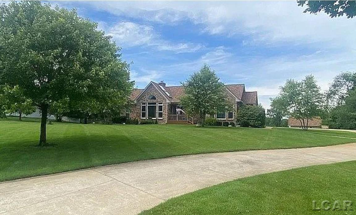 9535 Tonneberger, Tecumseh, MI 49286 — front exterior