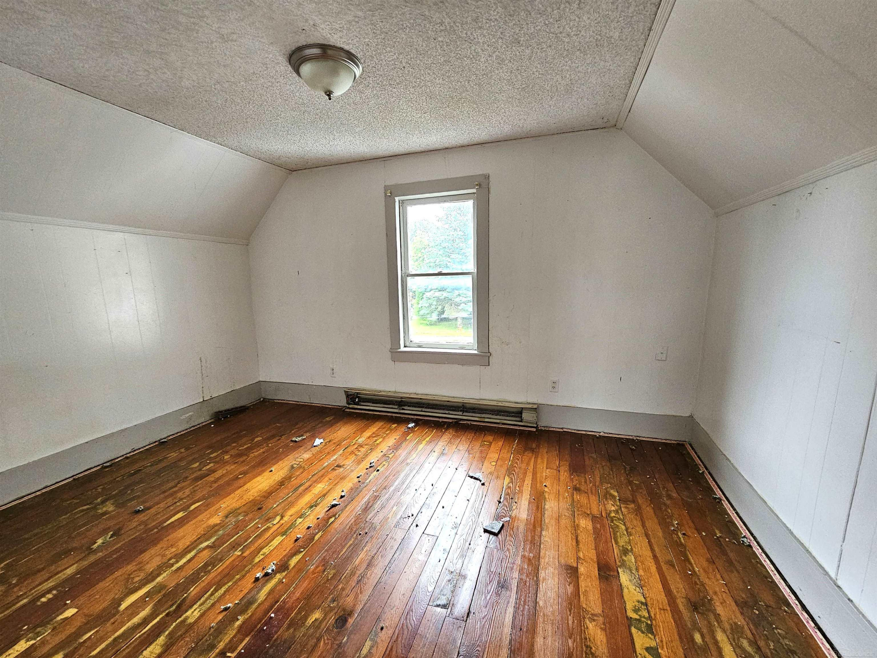 106 Bartlett Street, Harbor Beach, MI 48441 — Photo 11