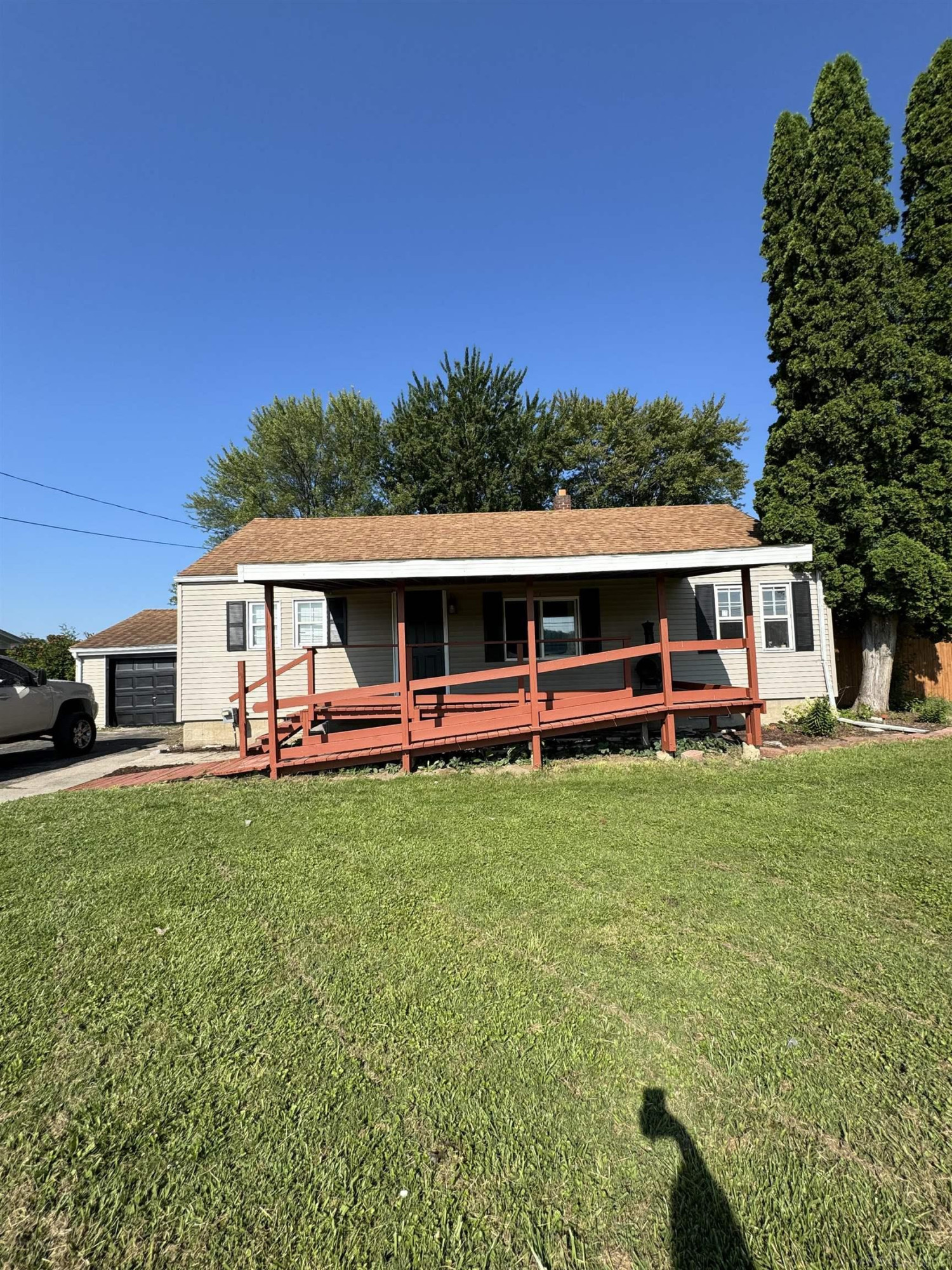 3752 Sheridan Road, Saginaw, MI 48601 — front exterior