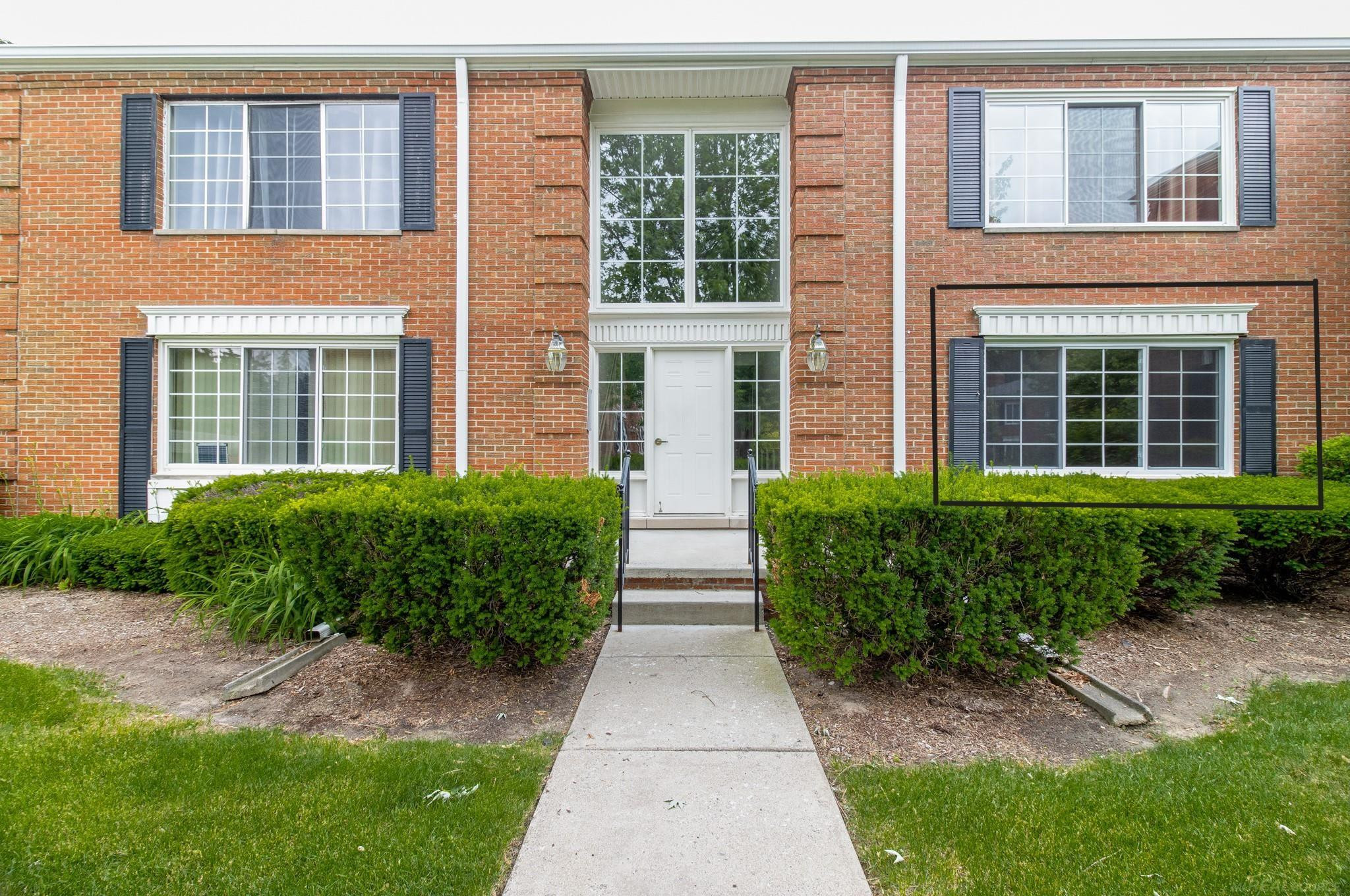 777 E Fox Hills Drive, Bloomfield Hills, MI 48304 — Photo 2