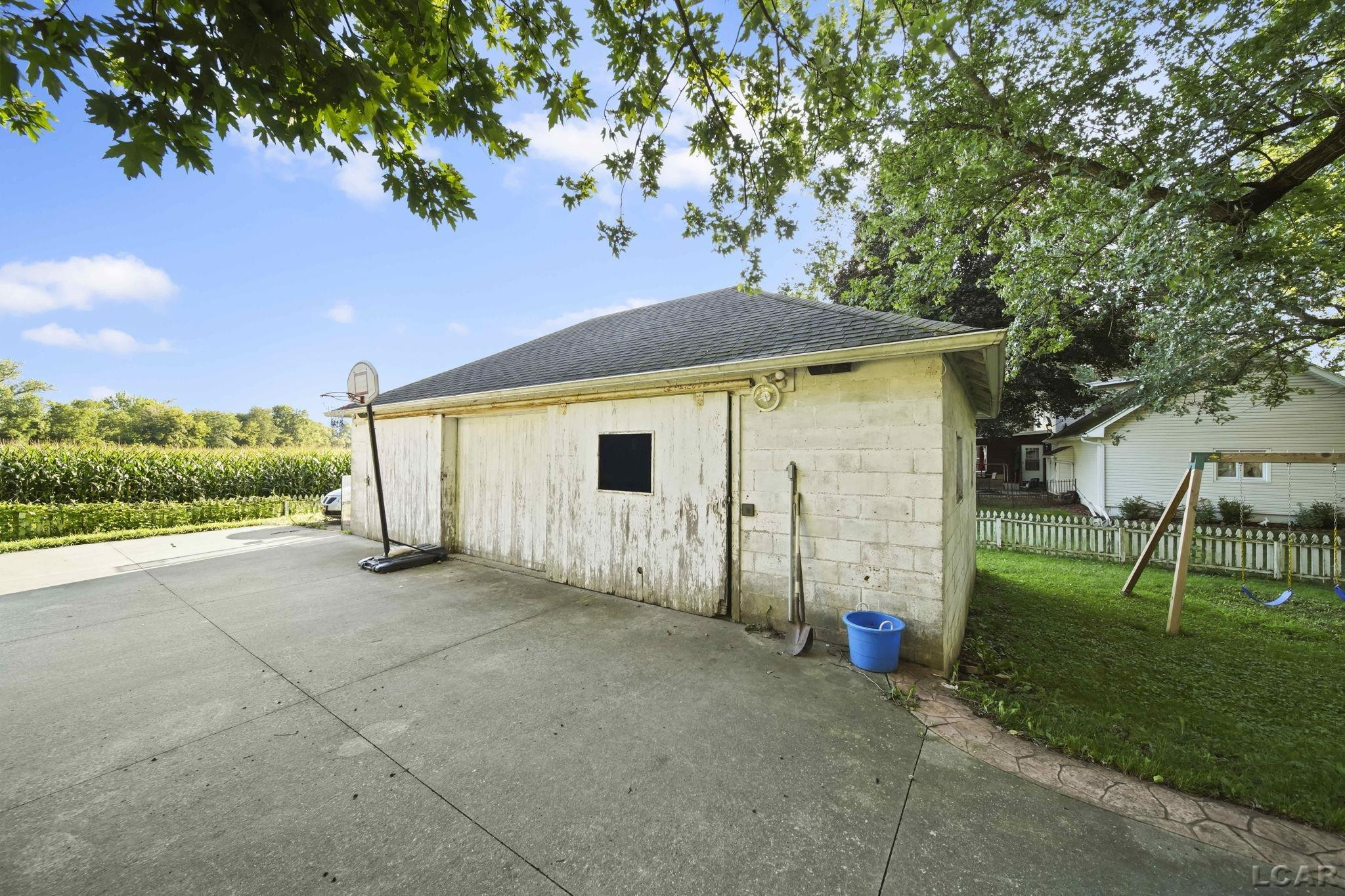 204 Franklin, Blissfield, MI 49228 — Photo 36