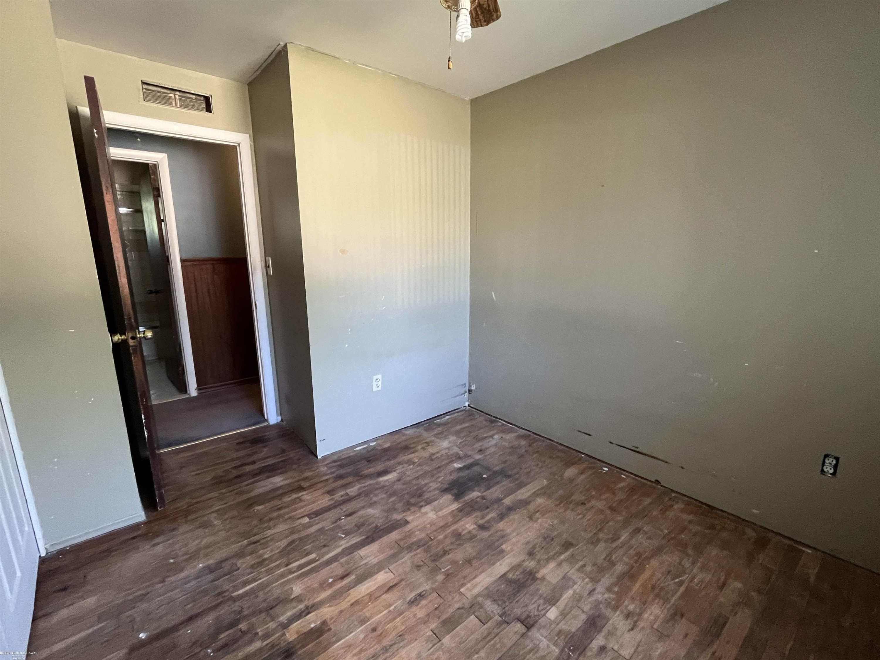1688 Conway Avenue, Ypsilanti, MI 48198 — Photo 12