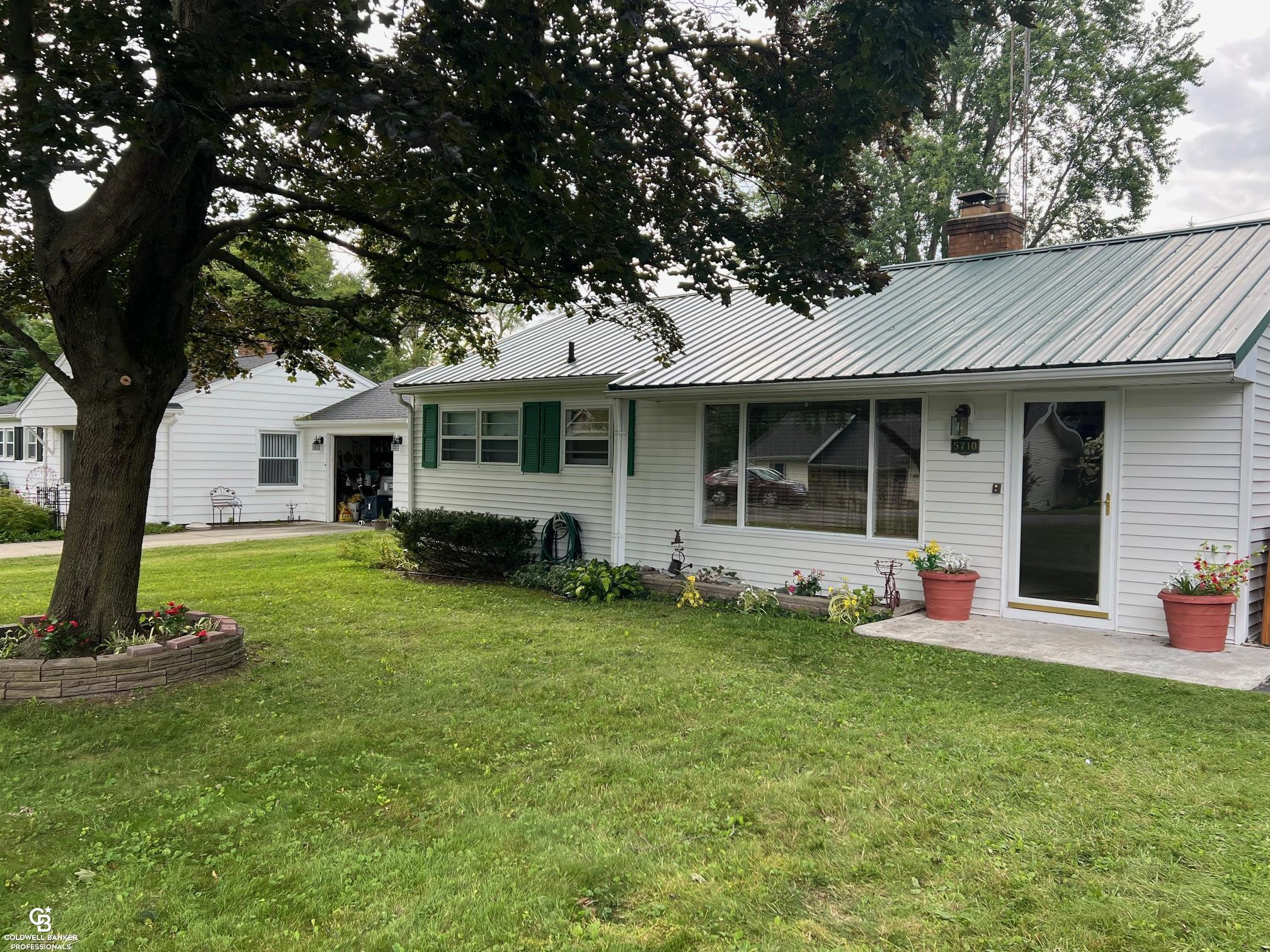 5710 Union Street, Lexington, MI 48450 — front exterior