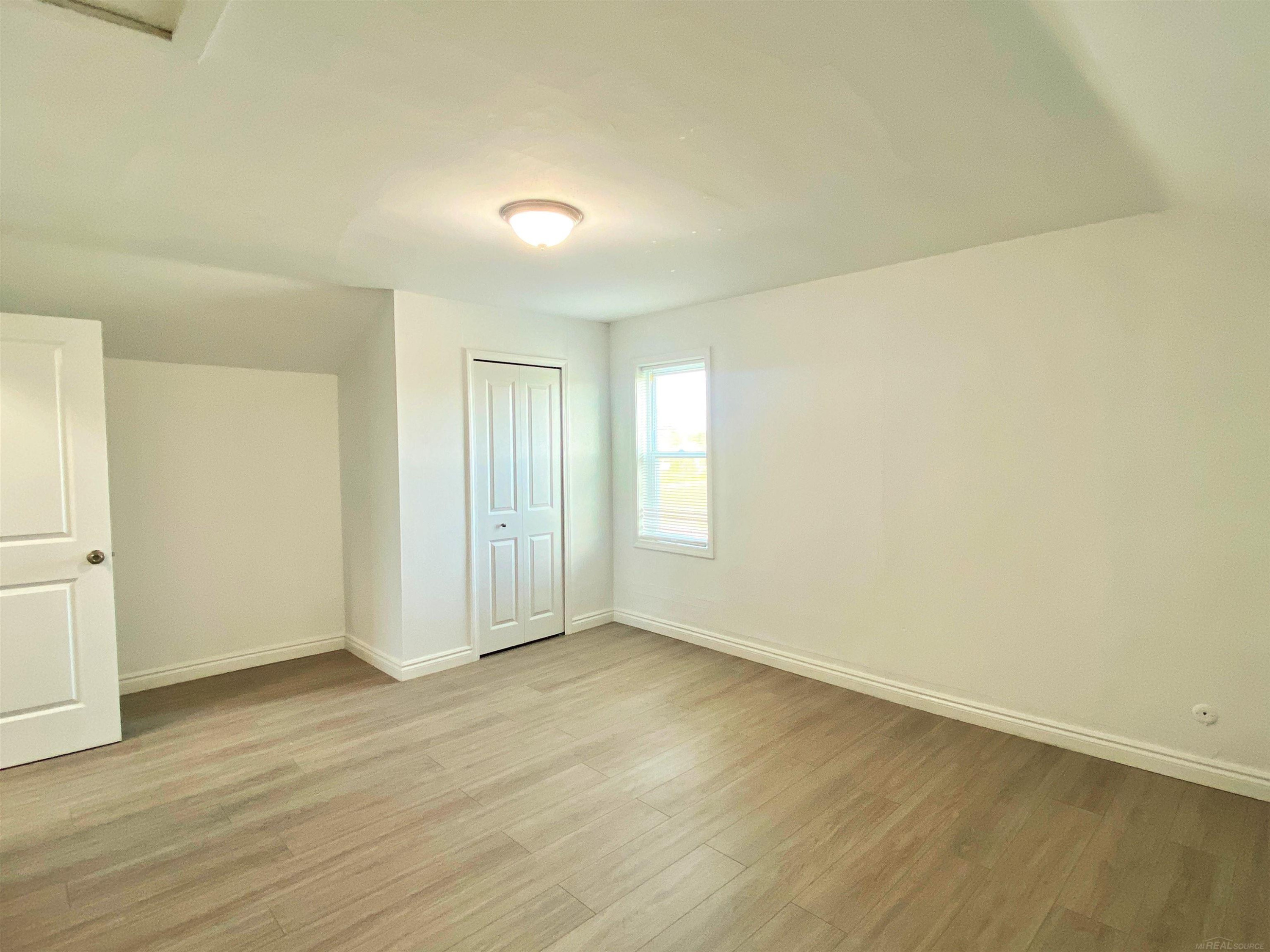 21420 32 Mile Road, MI — Photo 18