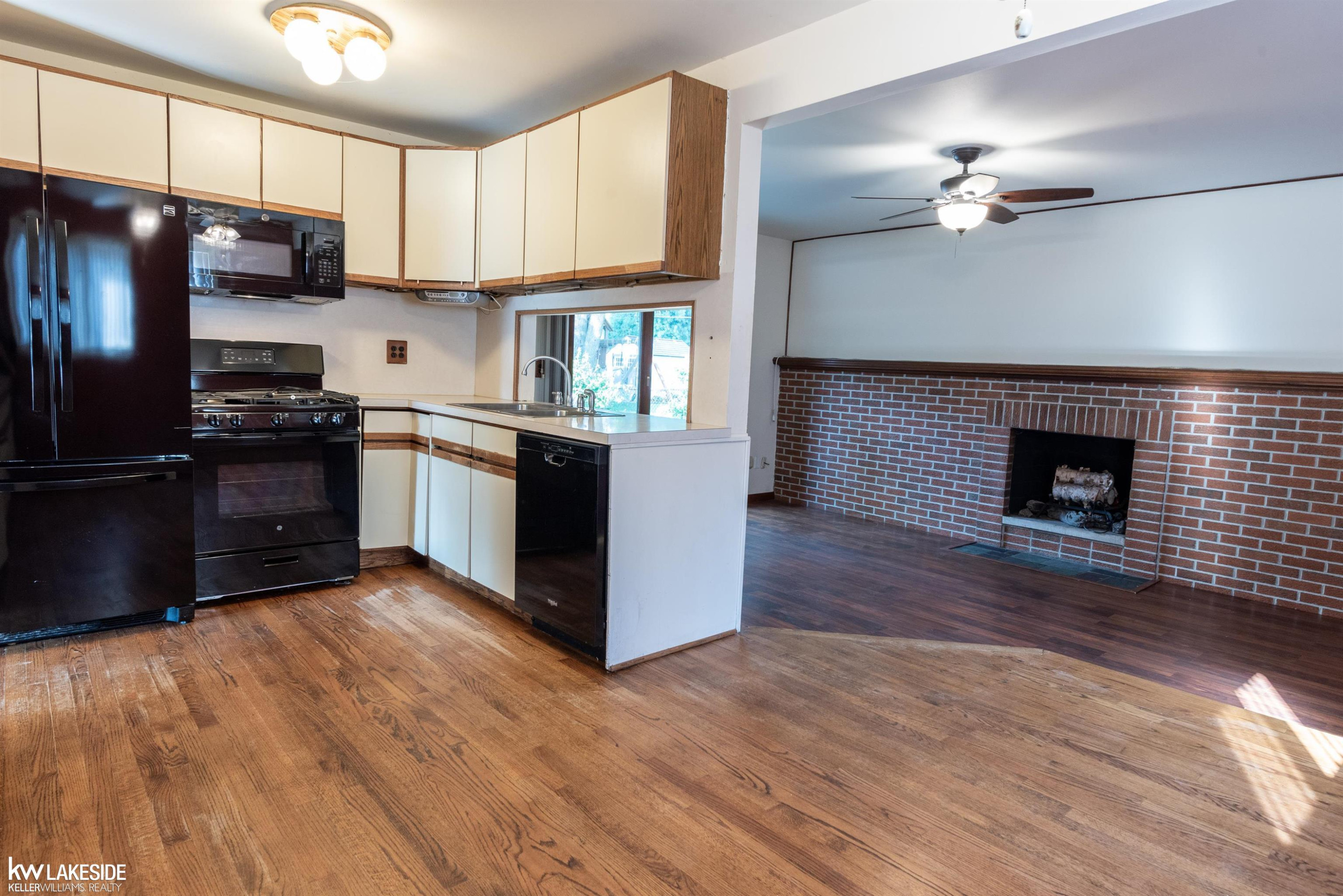 8352 Alton Street, Canton, MI 48187 — Photo 8