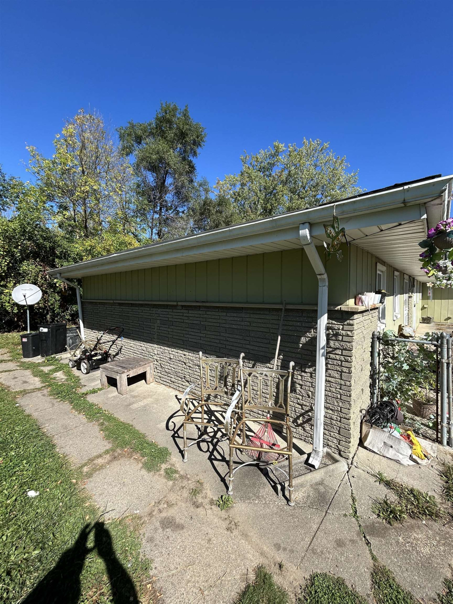 5485 Detroit Street, MI 48505 — Photo 2