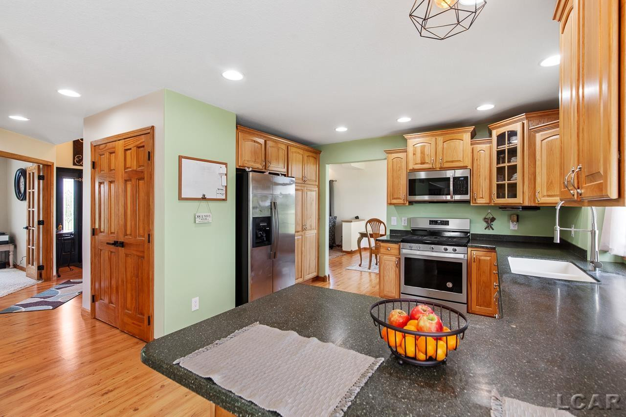5758 Plank, Adrian, MI 49221 — Photo 15