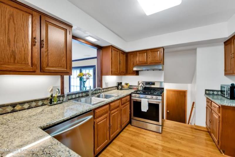 415 Morton Street, MI 48065 — Photo 11