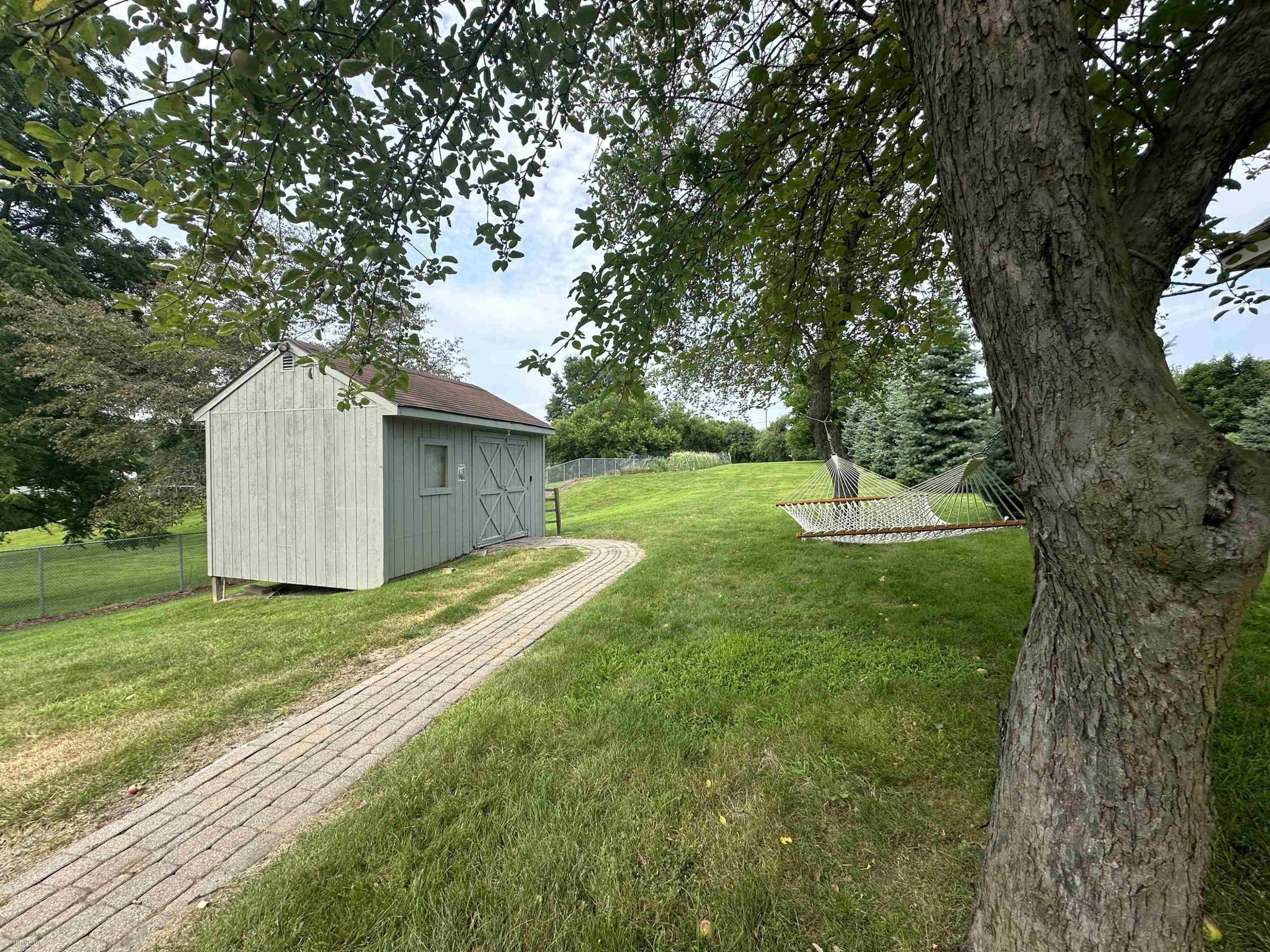 415 Morton Street, MI 48065 — Photo 39