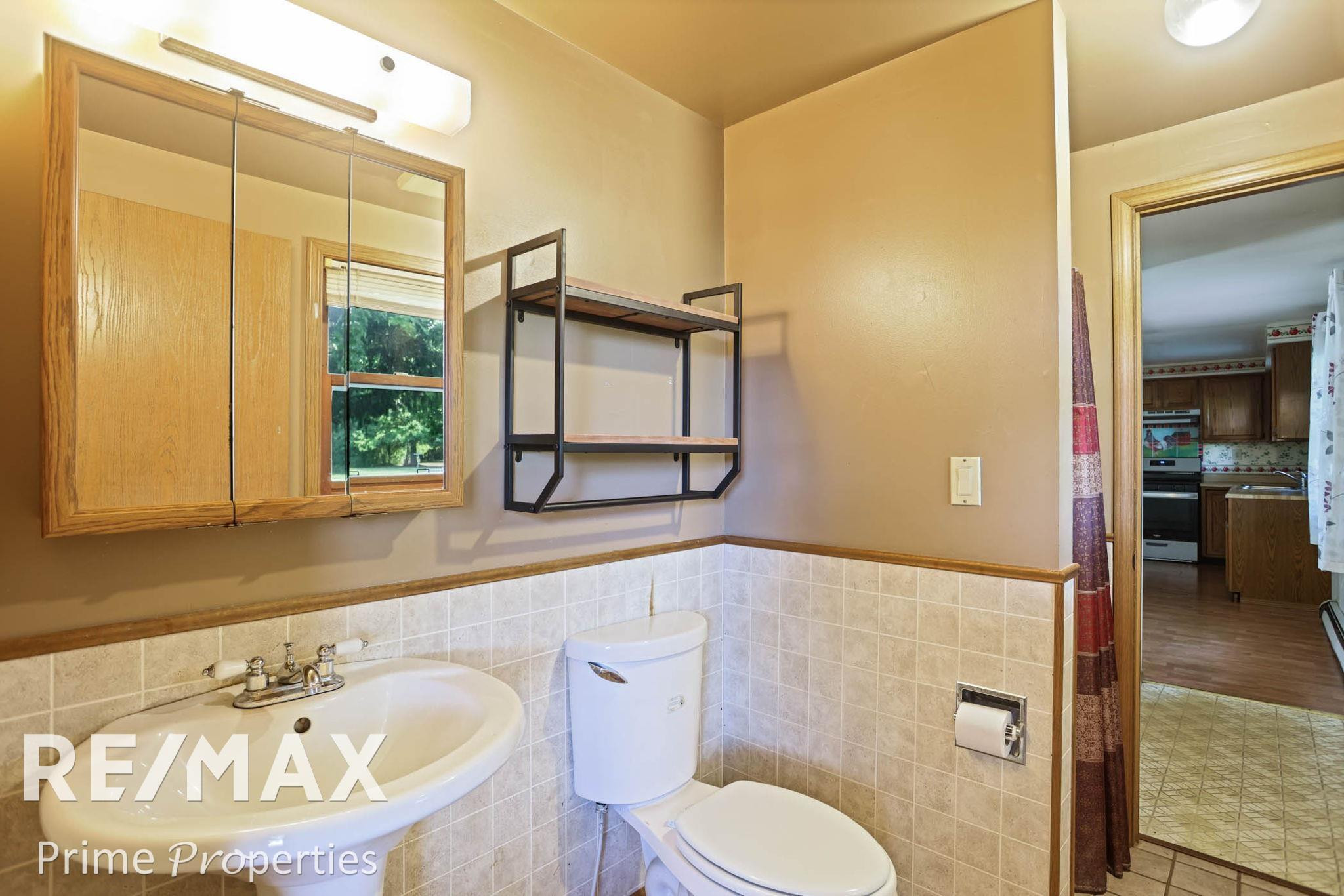 9360 Sheridan, Burt, MI 48417 — Photo 20