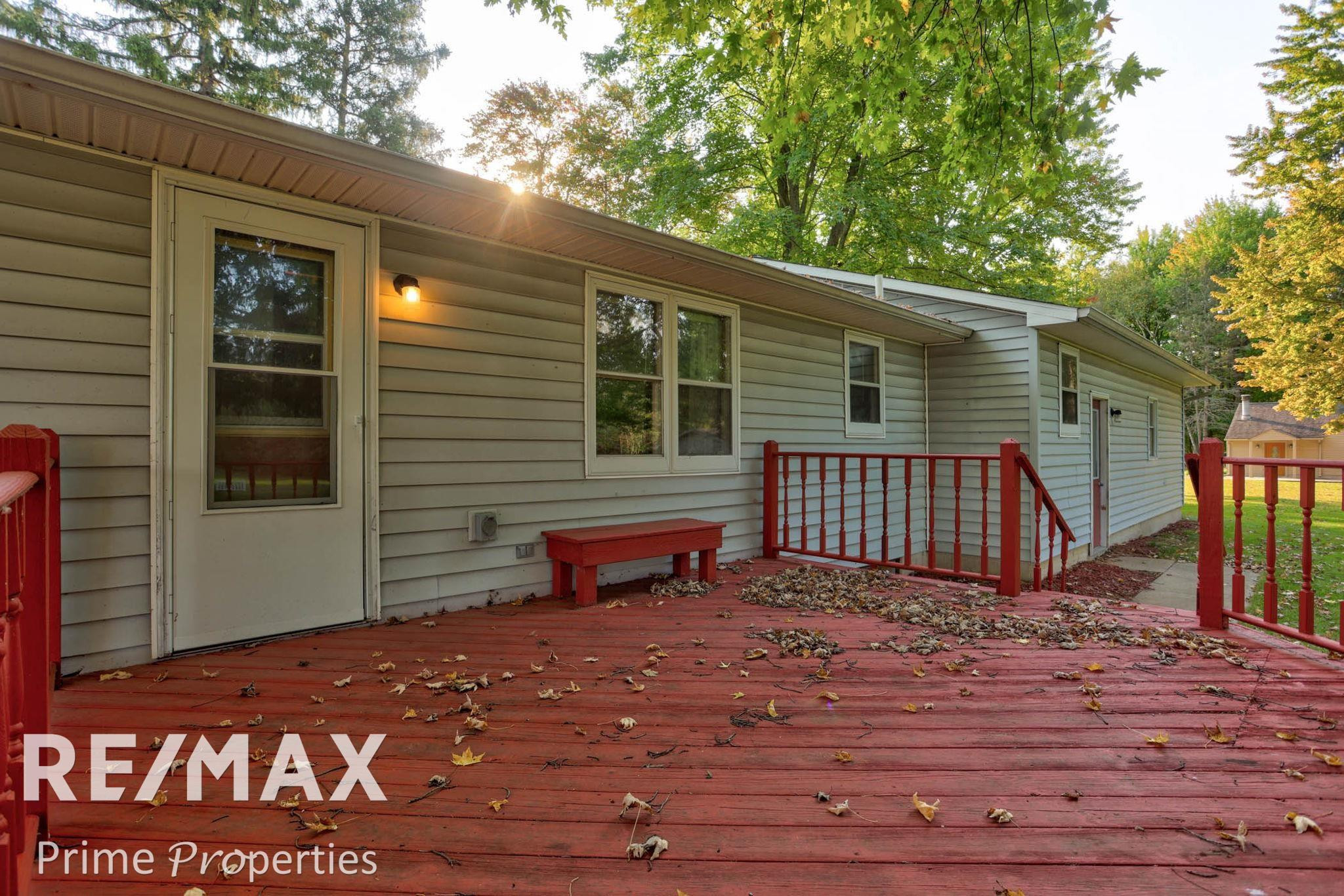 9360 Sheridan, Burt, MI 48417 — Photo 32