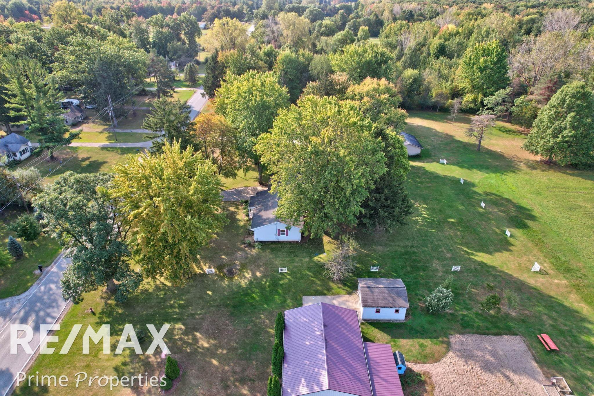 9360 Sheridan, Burt, MI 48417 — Photo 39