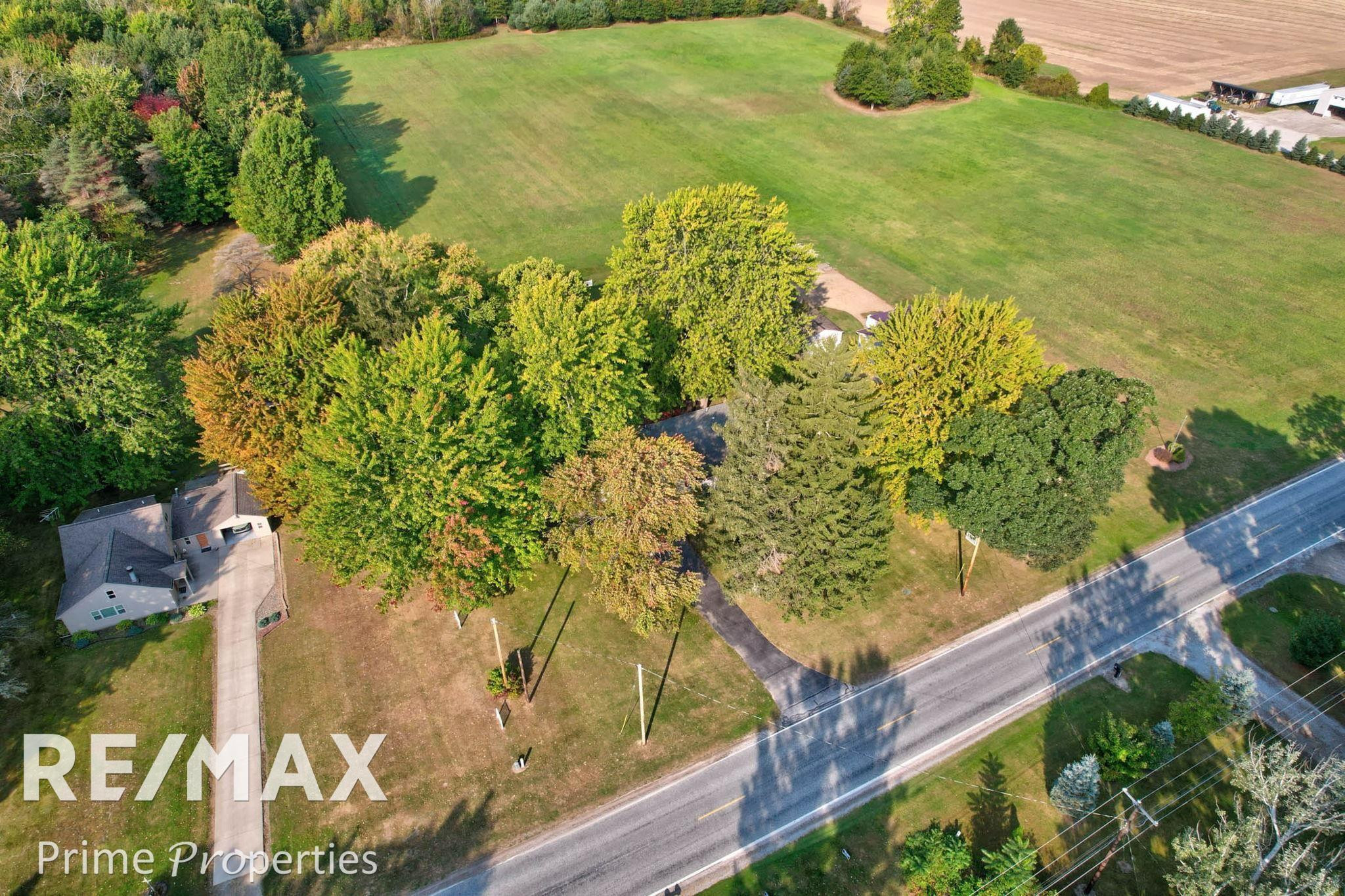 9360 Sheridan, Burt, MI 48417 — Photo 42