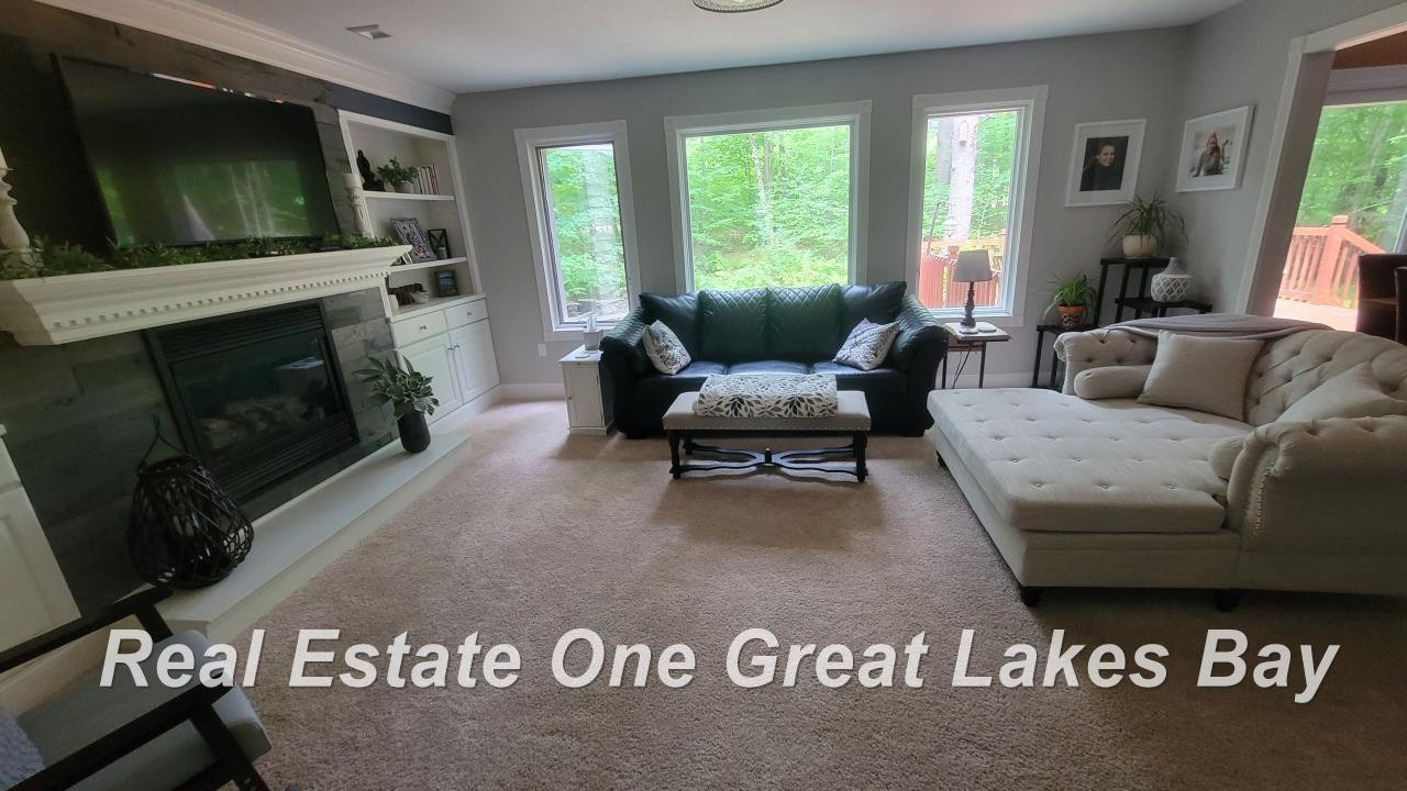 1140 W Walnut Street, Saint Charles, MI 48655 — Photo 5