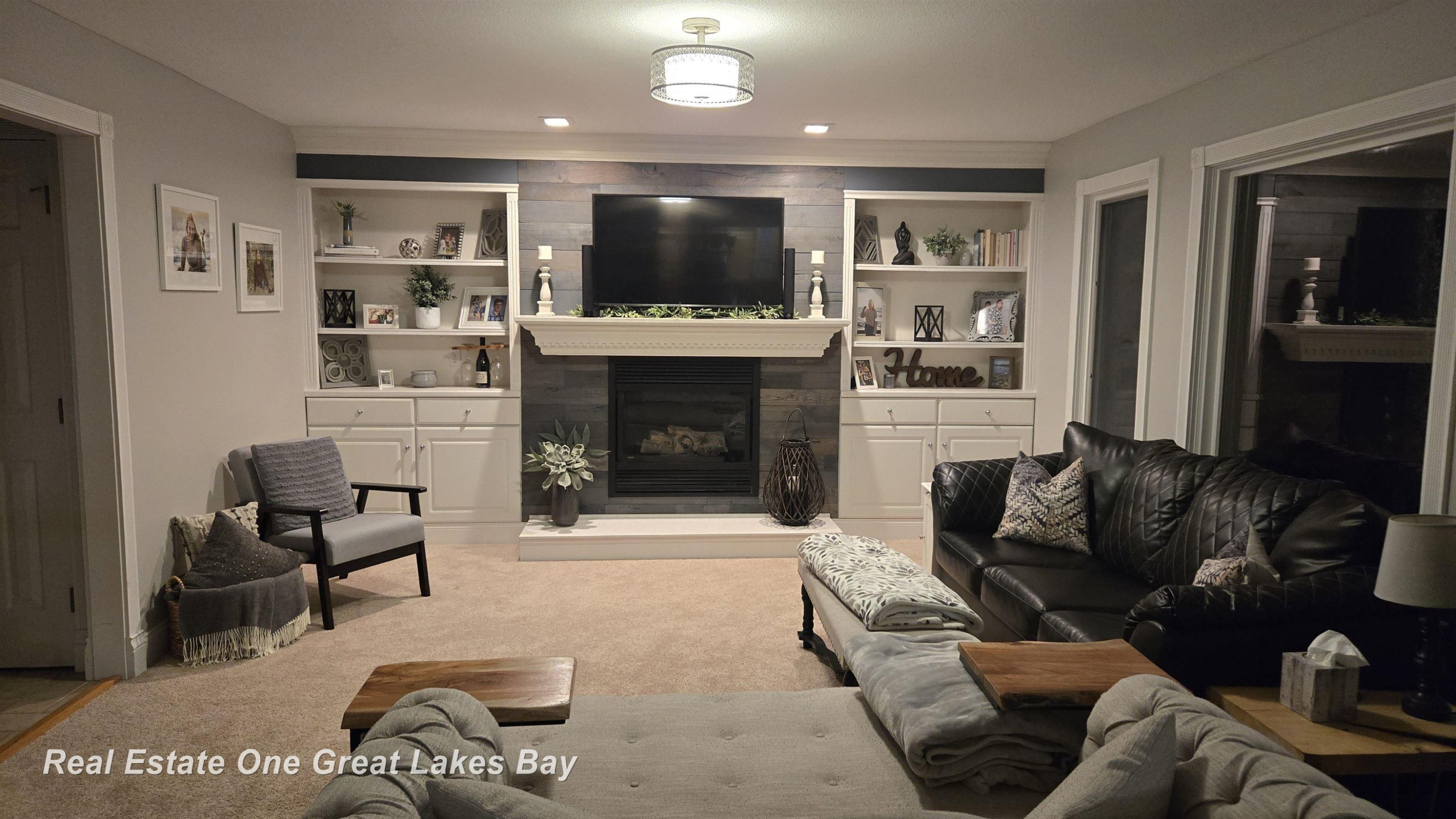 1140 W Walnut Street, Saint Charles, MI 48655 — Photo 7