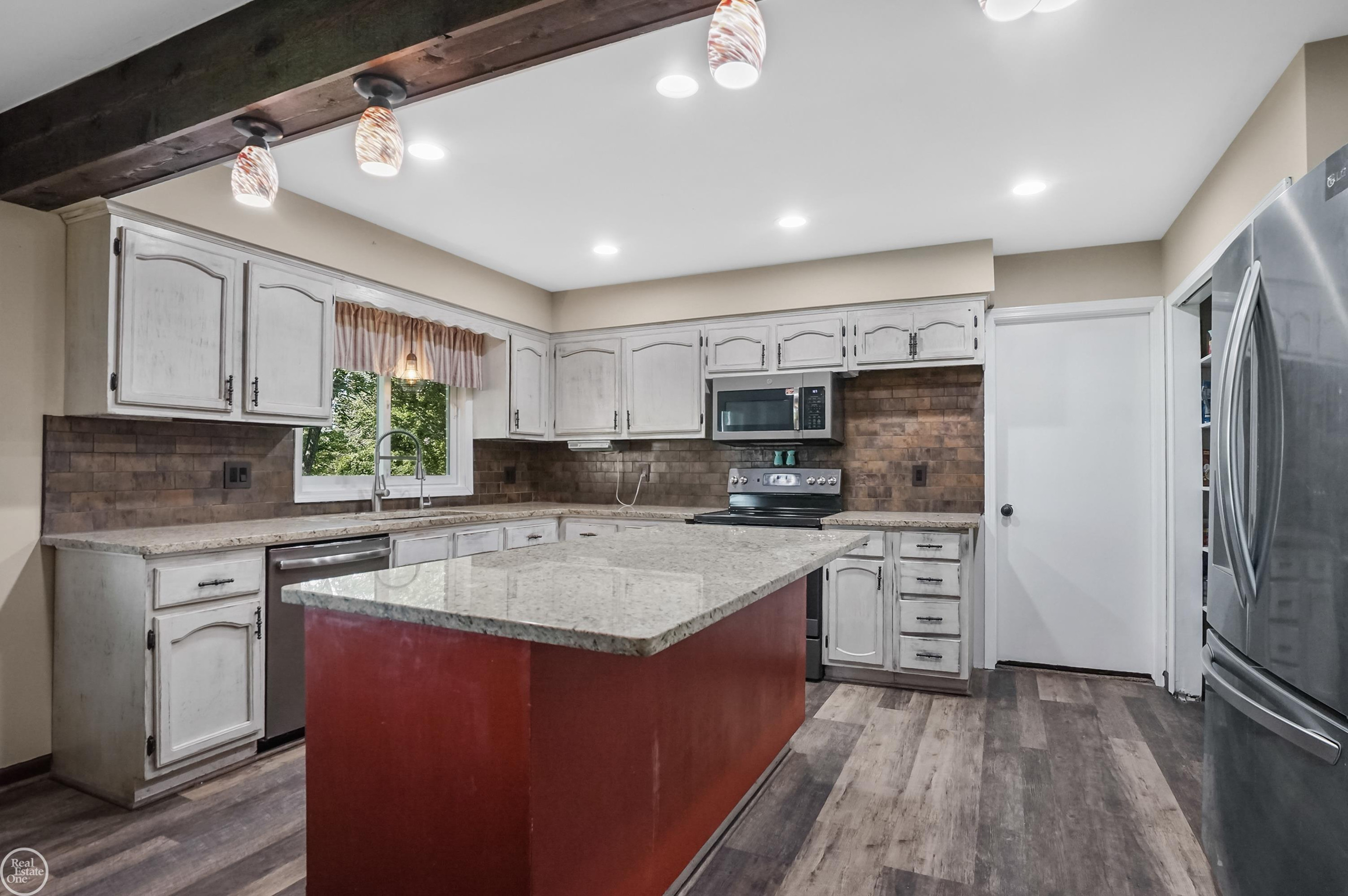 64655 North Avenue, MI — Photo 9