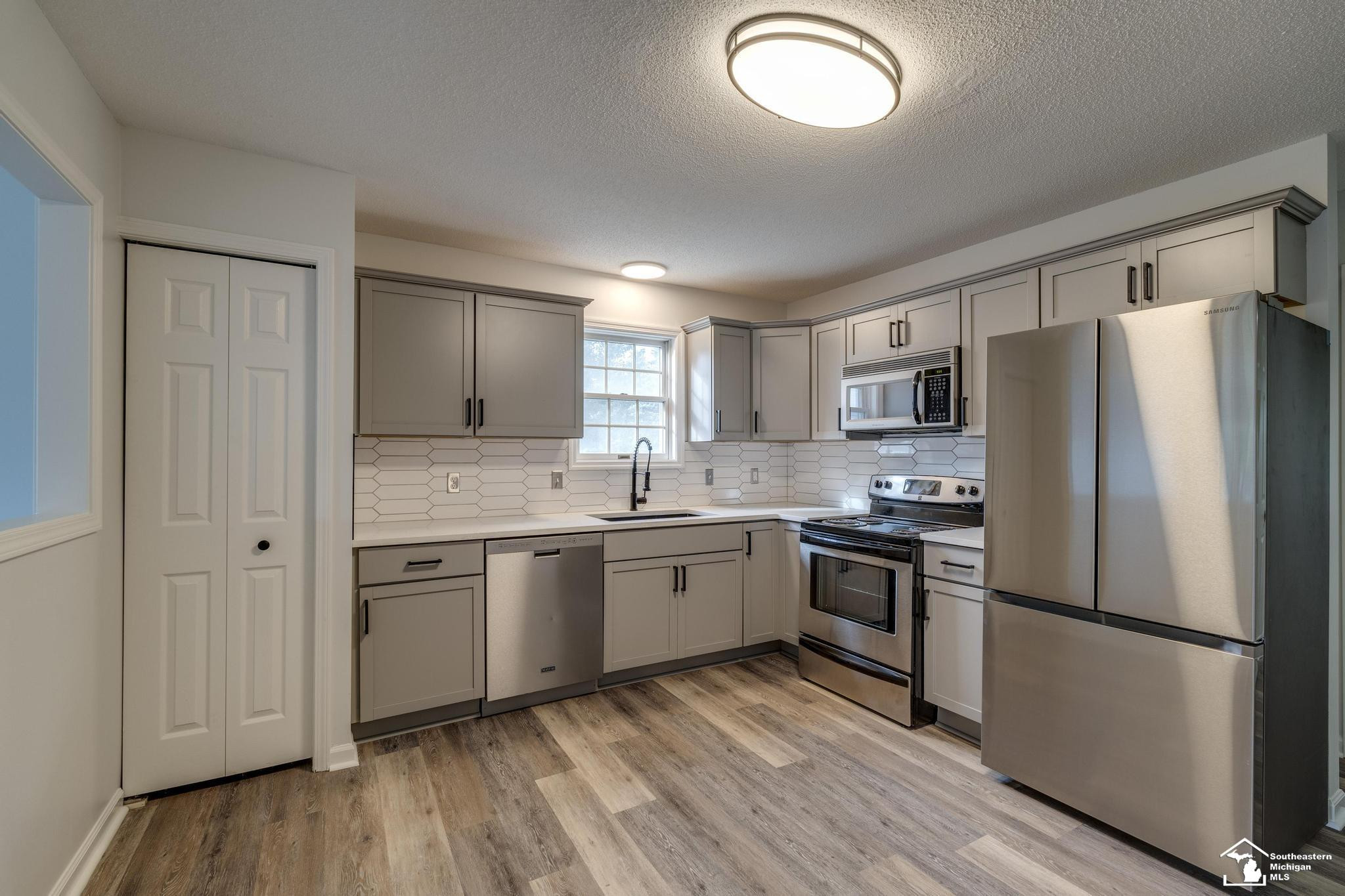 474 Stonehaven, Milan, MI 48160 — Photo 8