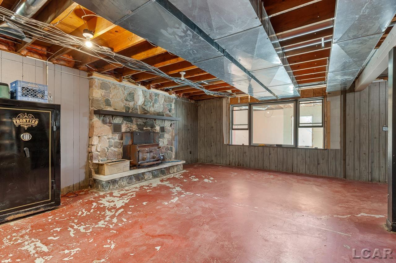 6385 N Hawkins, Manitou Beach, MI 49253 — Photo 40
