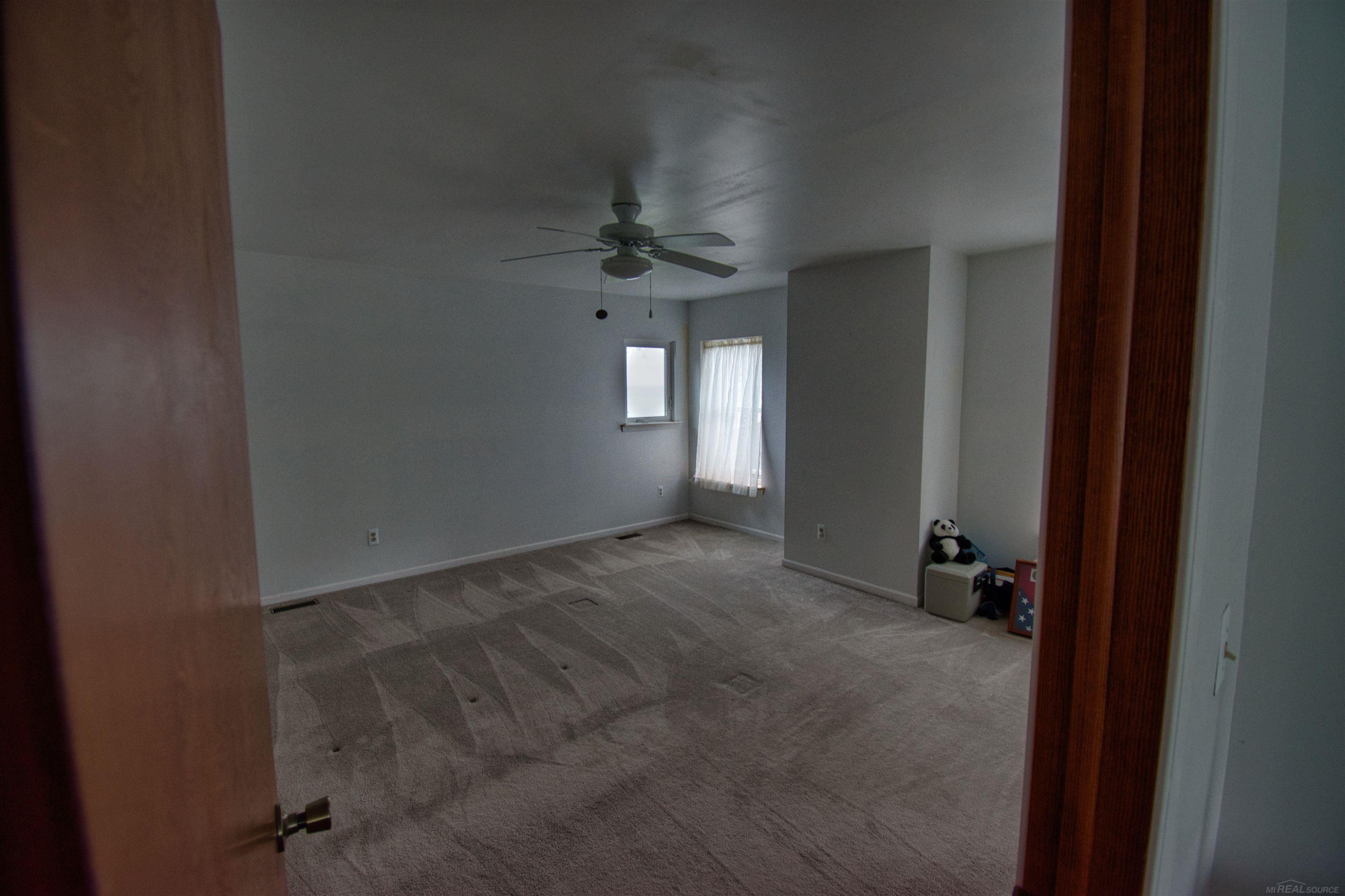 8989 Dixie Highway, MI — Photo 11