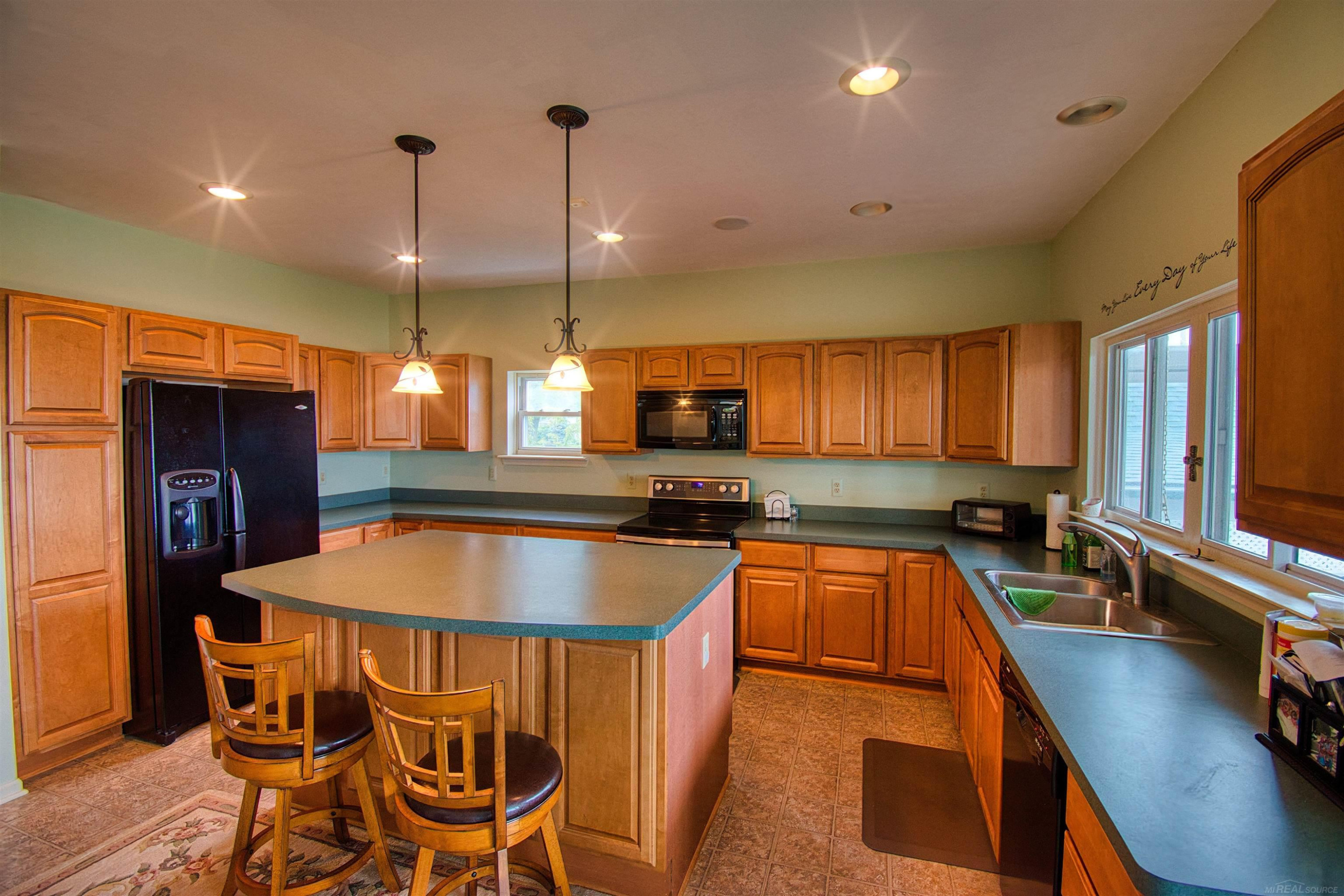 8989 Dixie Highway, MI — Photo 14