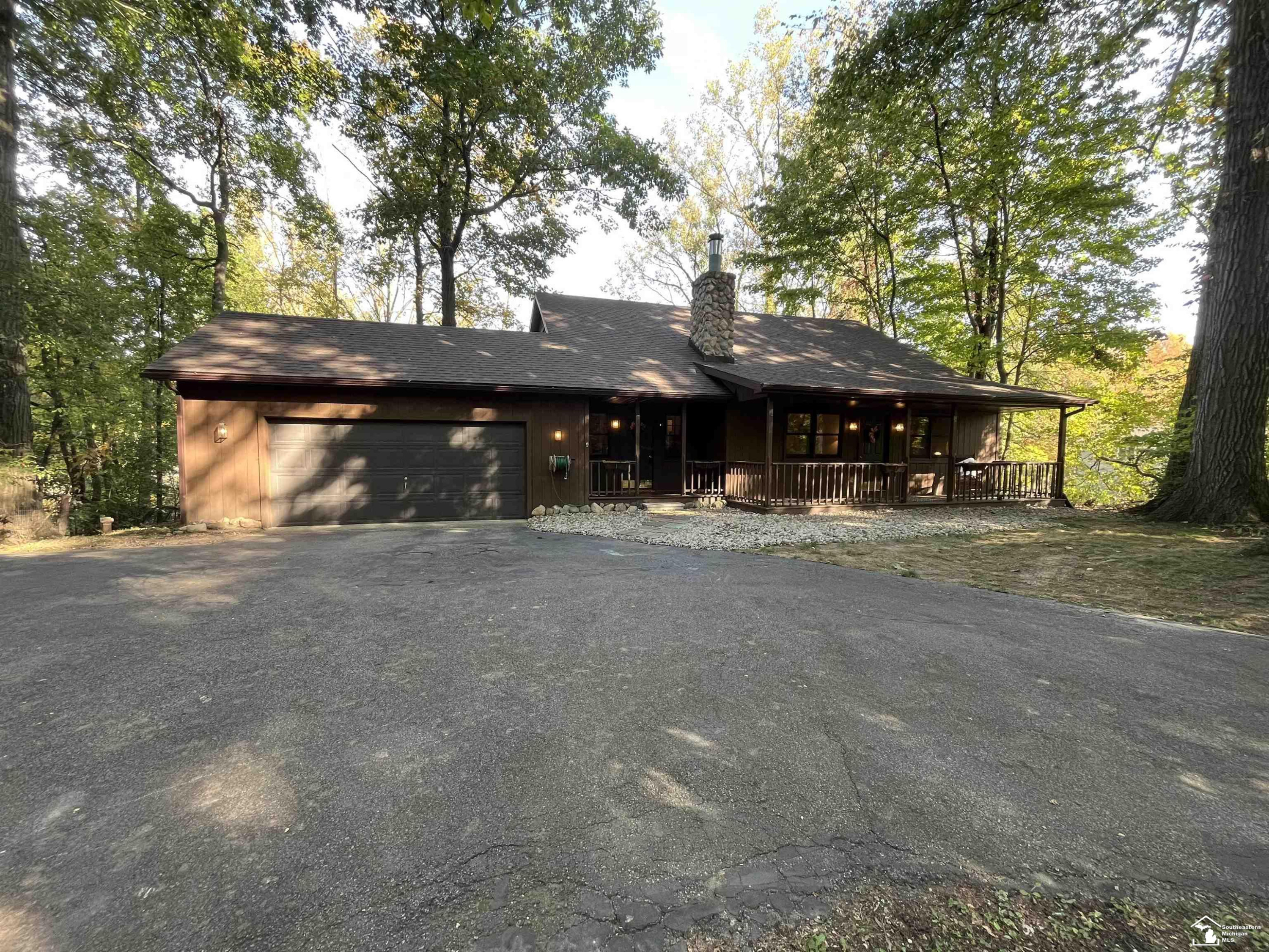 99 Wildwood, Tecumseh, MI 49286 — front exterior