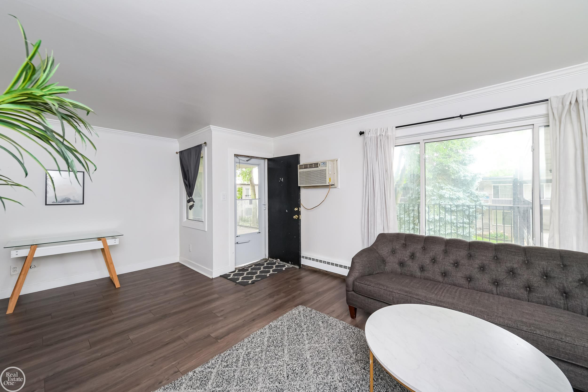 3433 Hillside Drive, 34, Royal Oak, MI 48073 — Photo 6