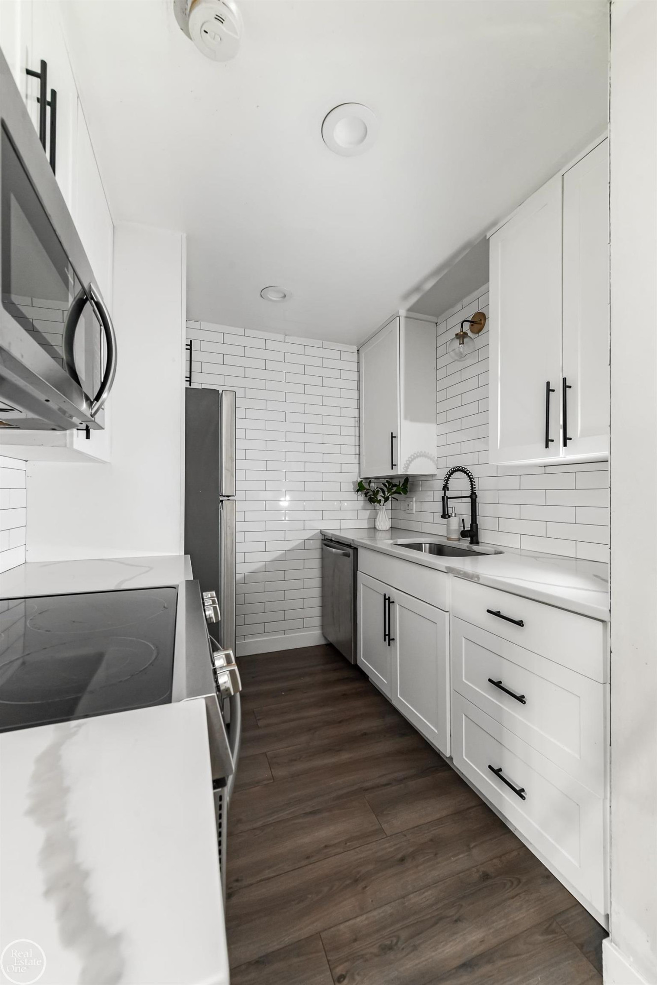 3433 Hillside Drive, 34, Royal Oak, MI 48073 — Photo 12
