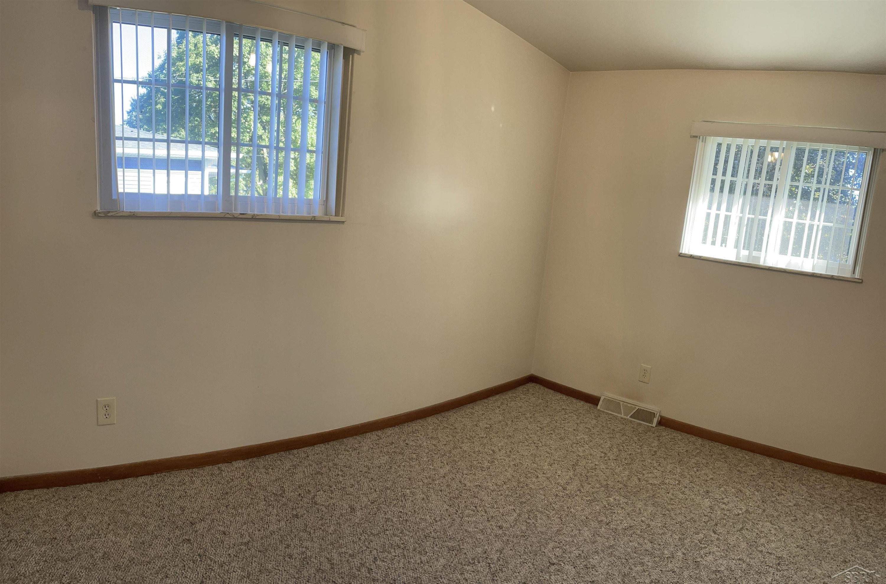6148 Birchview Drive, Saginaw, MI 48609 — Photo 18