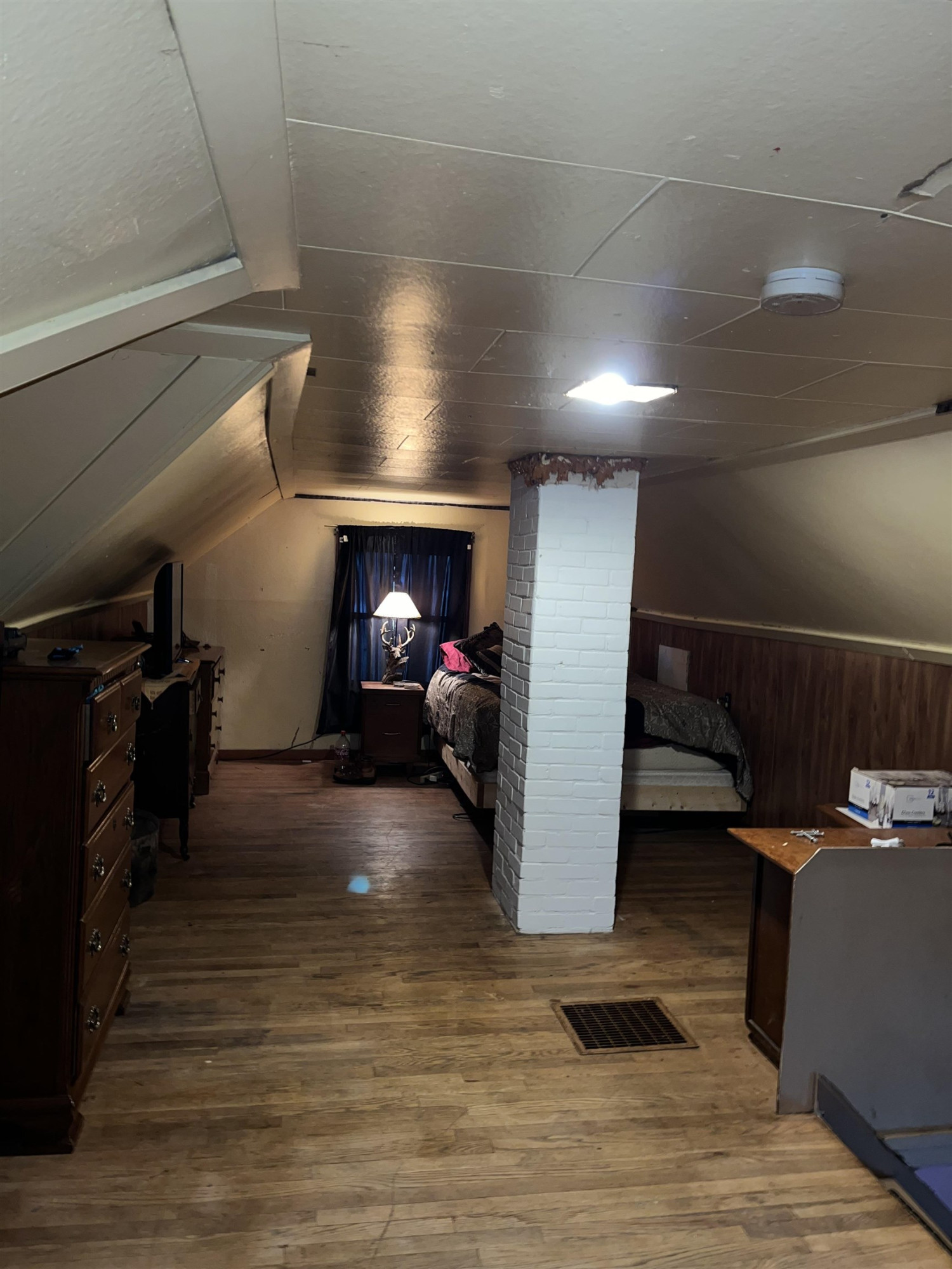 805 S Line, Chesaning, MI 48616 — Photo 13