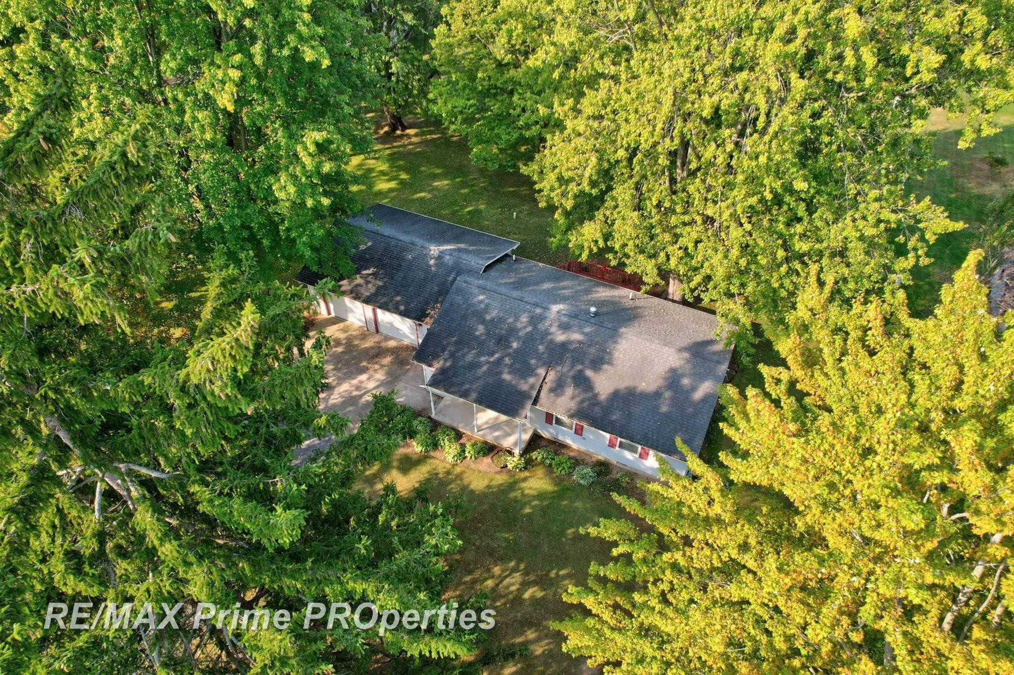 9360 Sheridan Road, Burt, MI 48417 — Photo 36