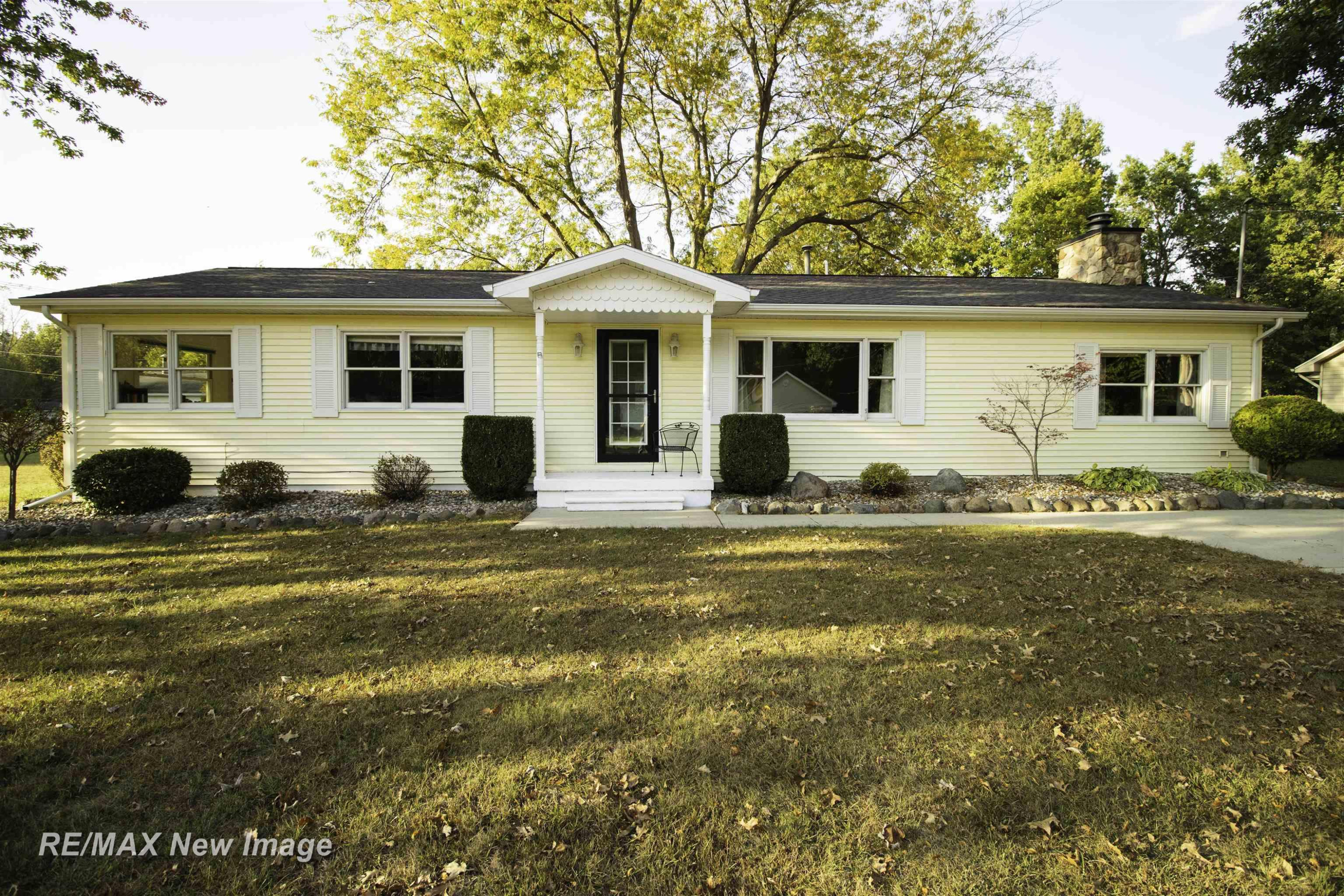 12016 Oakridge Lane, Saint Charles, MI 48655 — front exterior