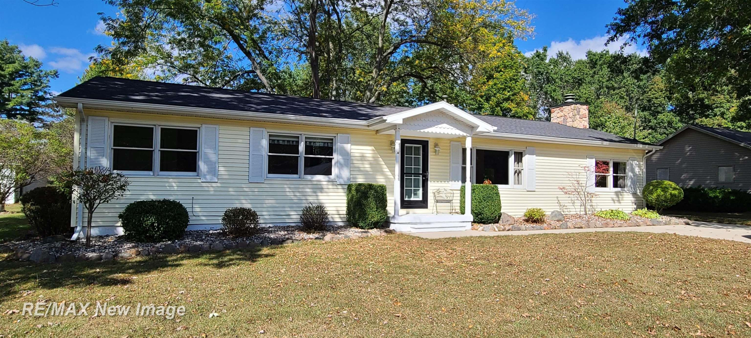 12016 Oakridge Lane, Saint Charles, MI 48655 — Photo 2