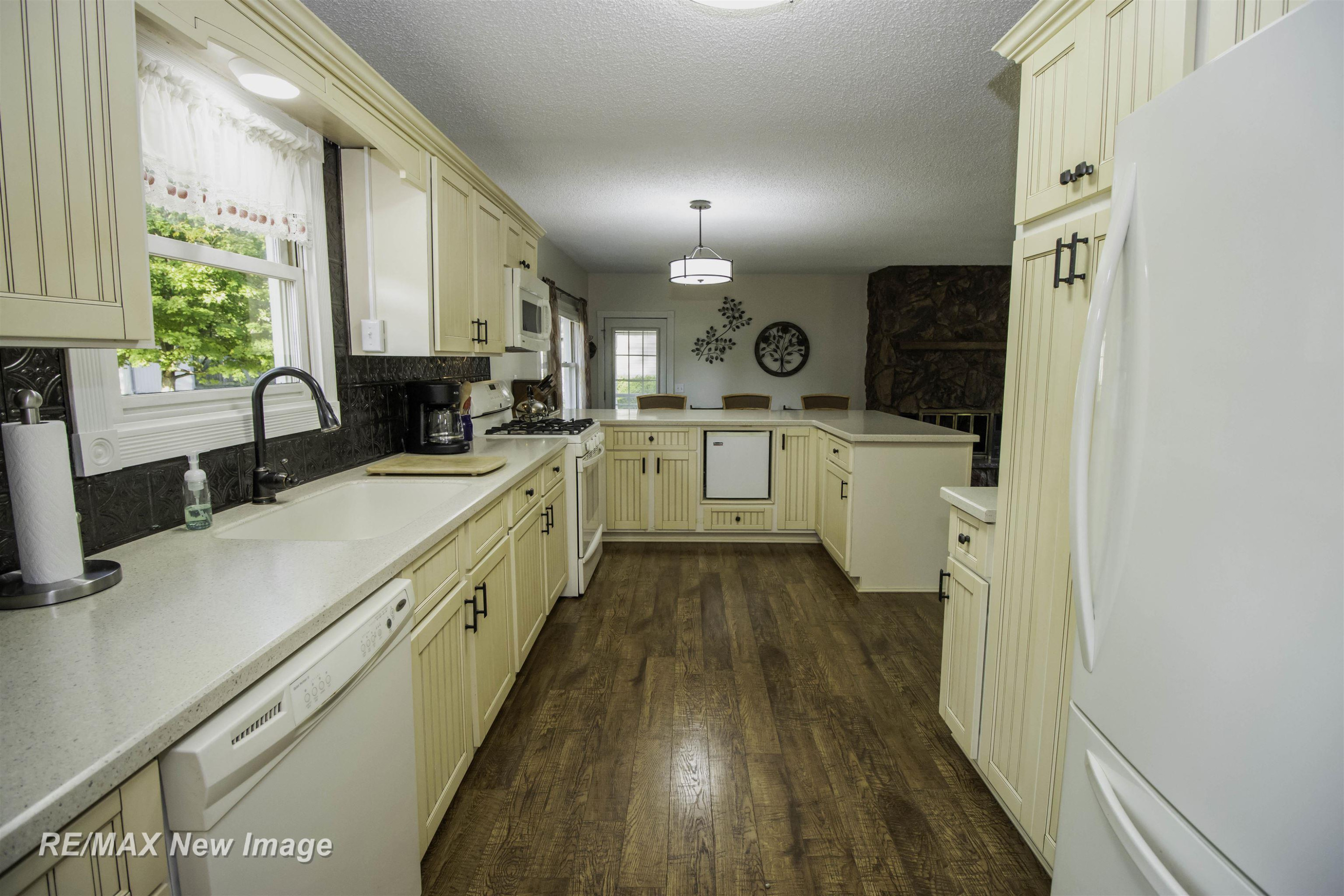 12016 Oakridge Lane, Saint Charles, MI 48655 — Photo 13