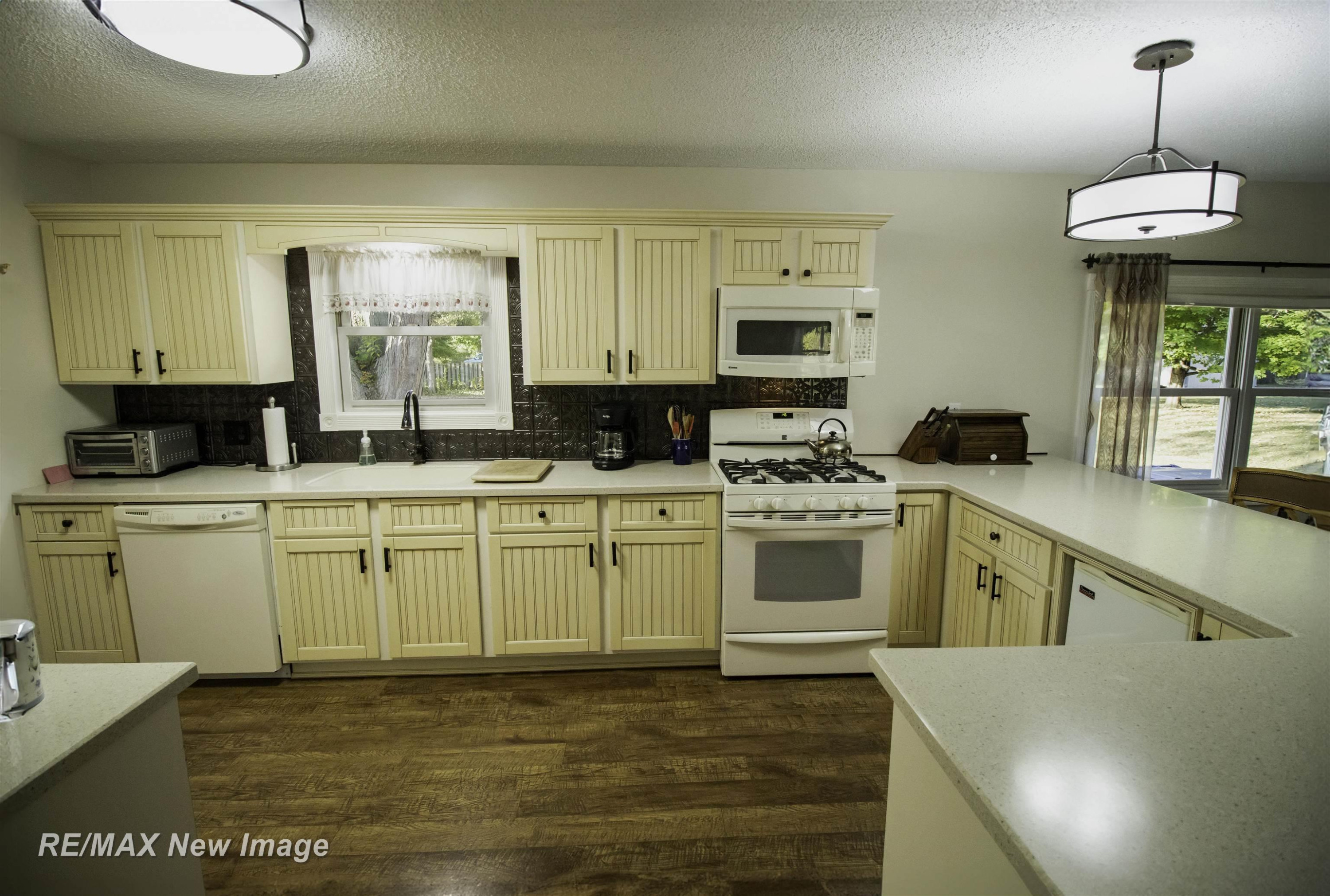 12016 Oakridge Lane, Saint Charles, MI 48655 — Photo 14