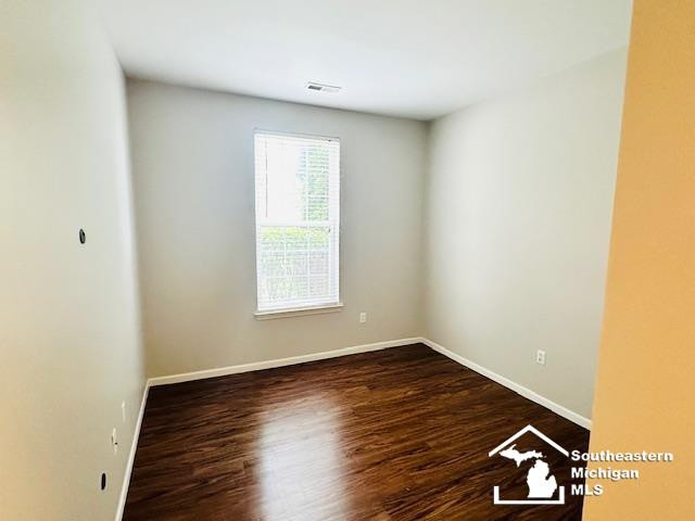 26623 Kirkway, MI 48183 — Photo 12